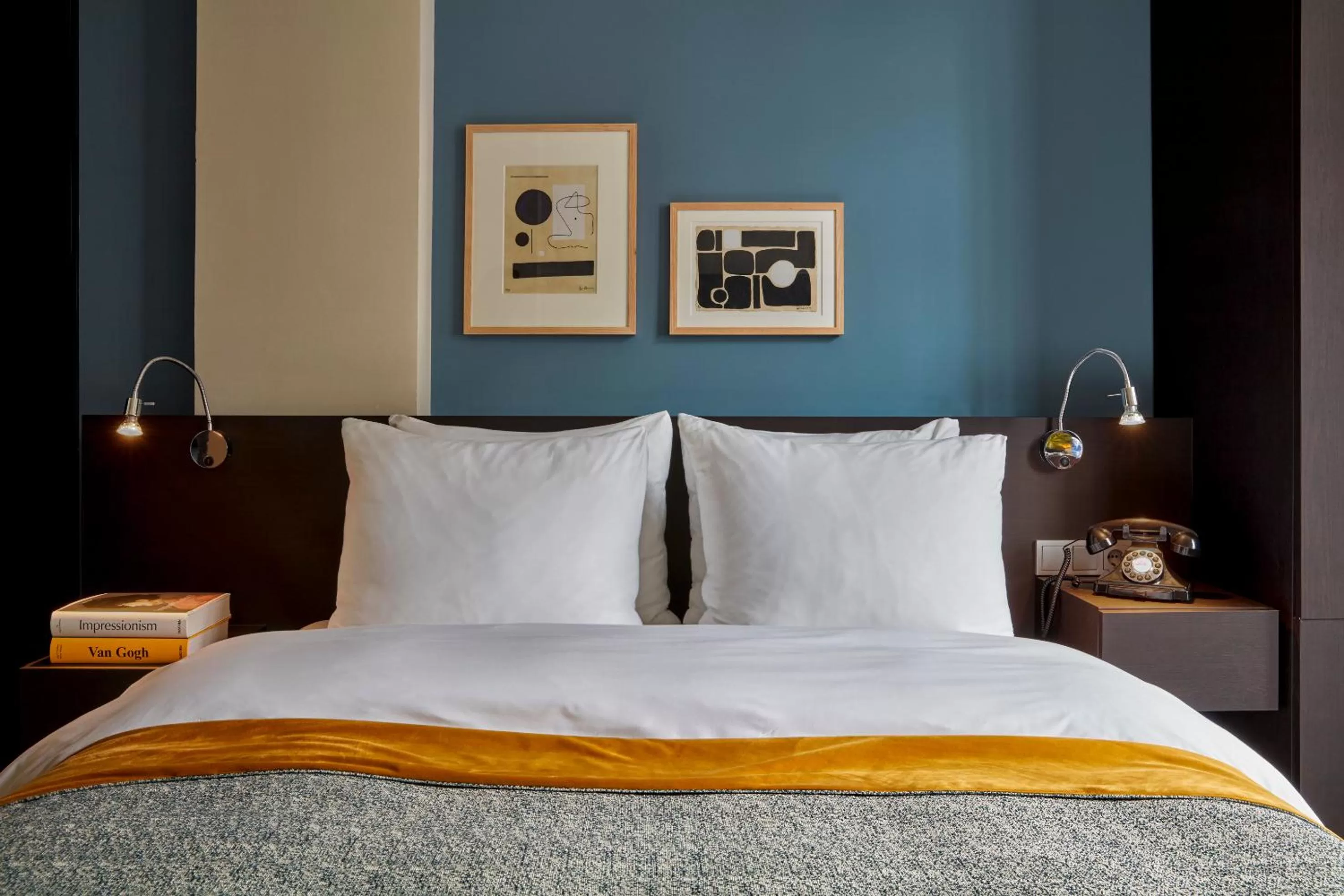 Bed in Park Centraal Amsterdam, part of Sircle Collection