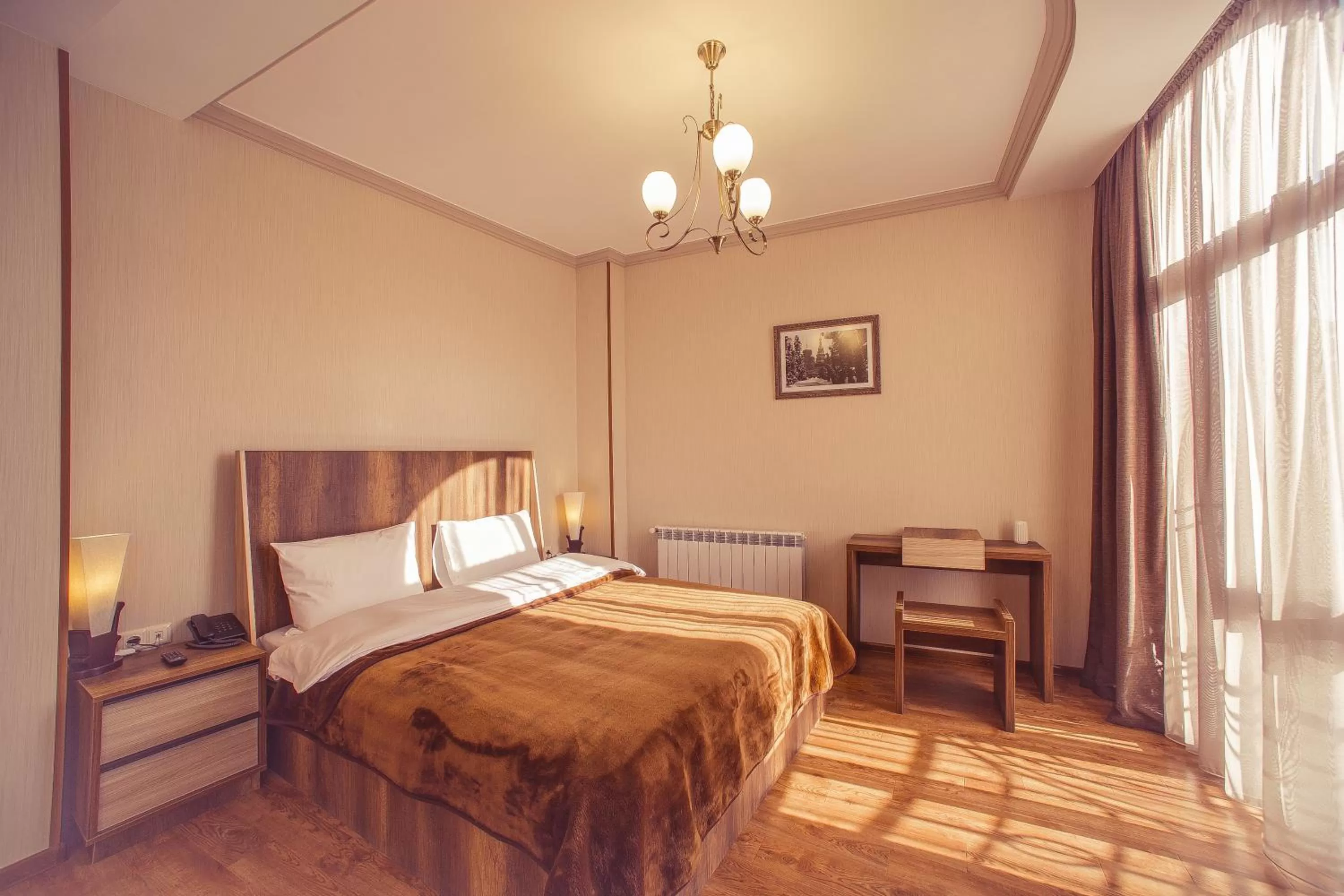 Photo of the whole room, Bed in Royal Venezia Hotel