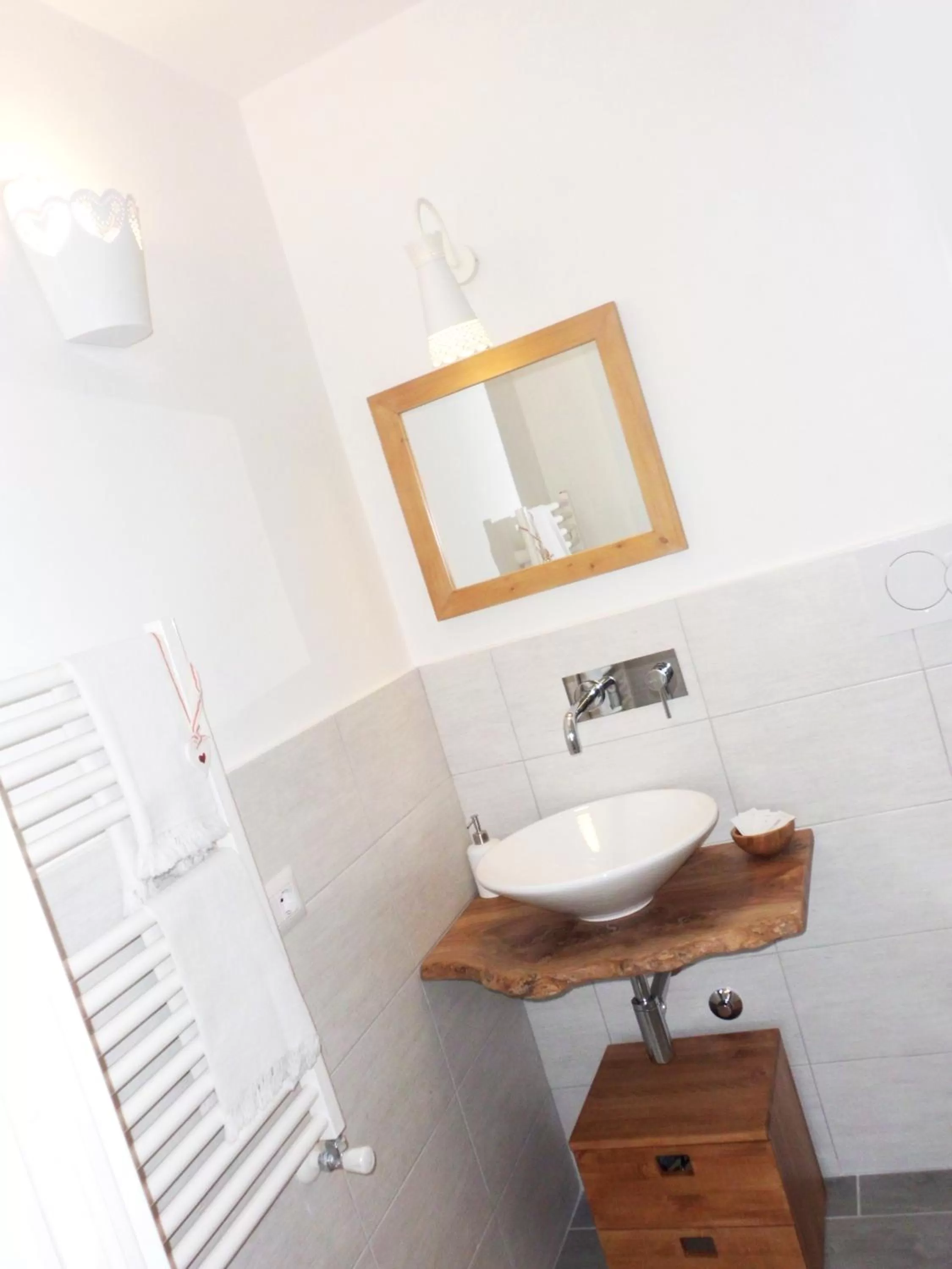 Bathroom in B&B More Than Rome