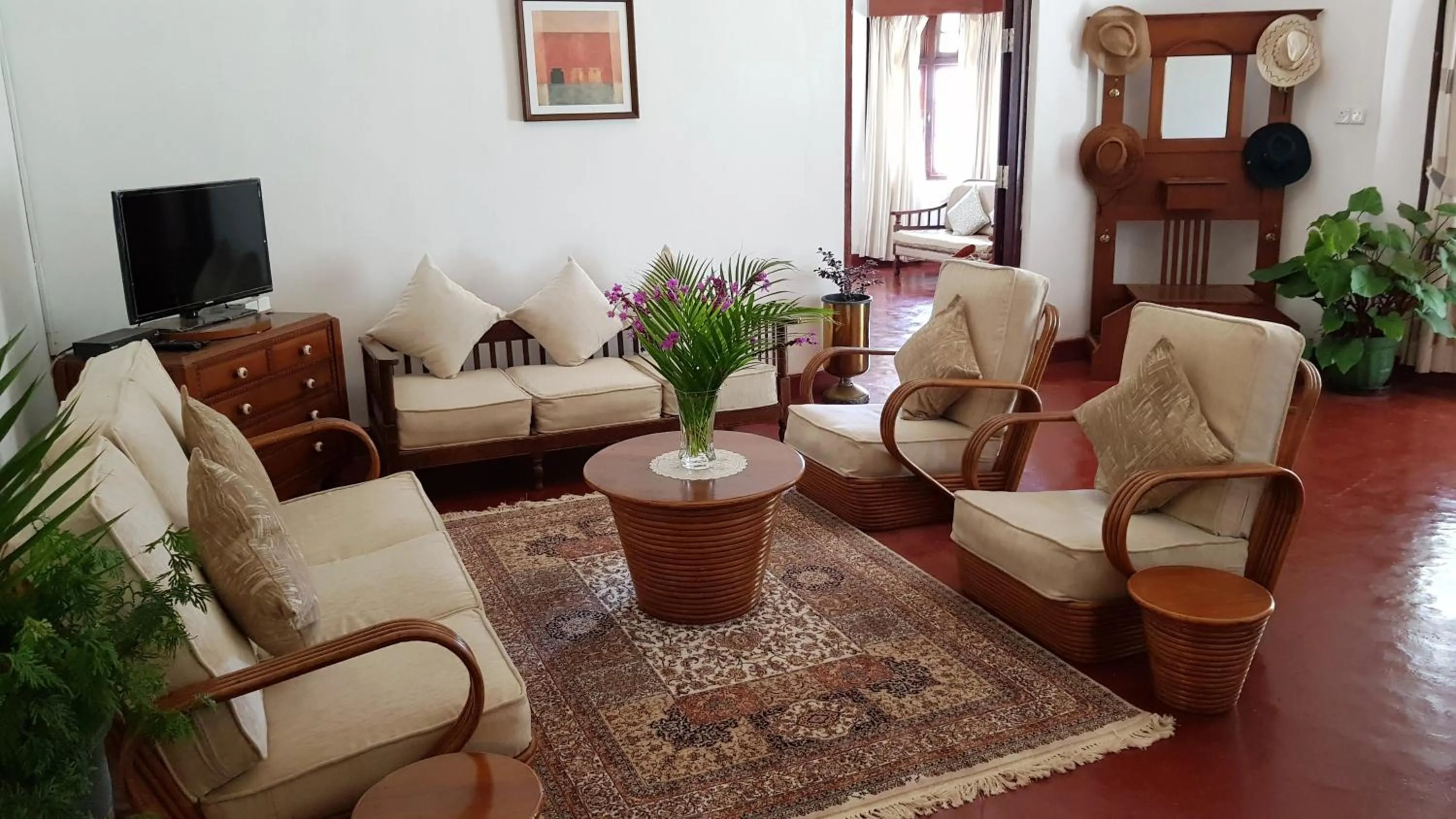Living room in Hatale Tea Estate Bungalow