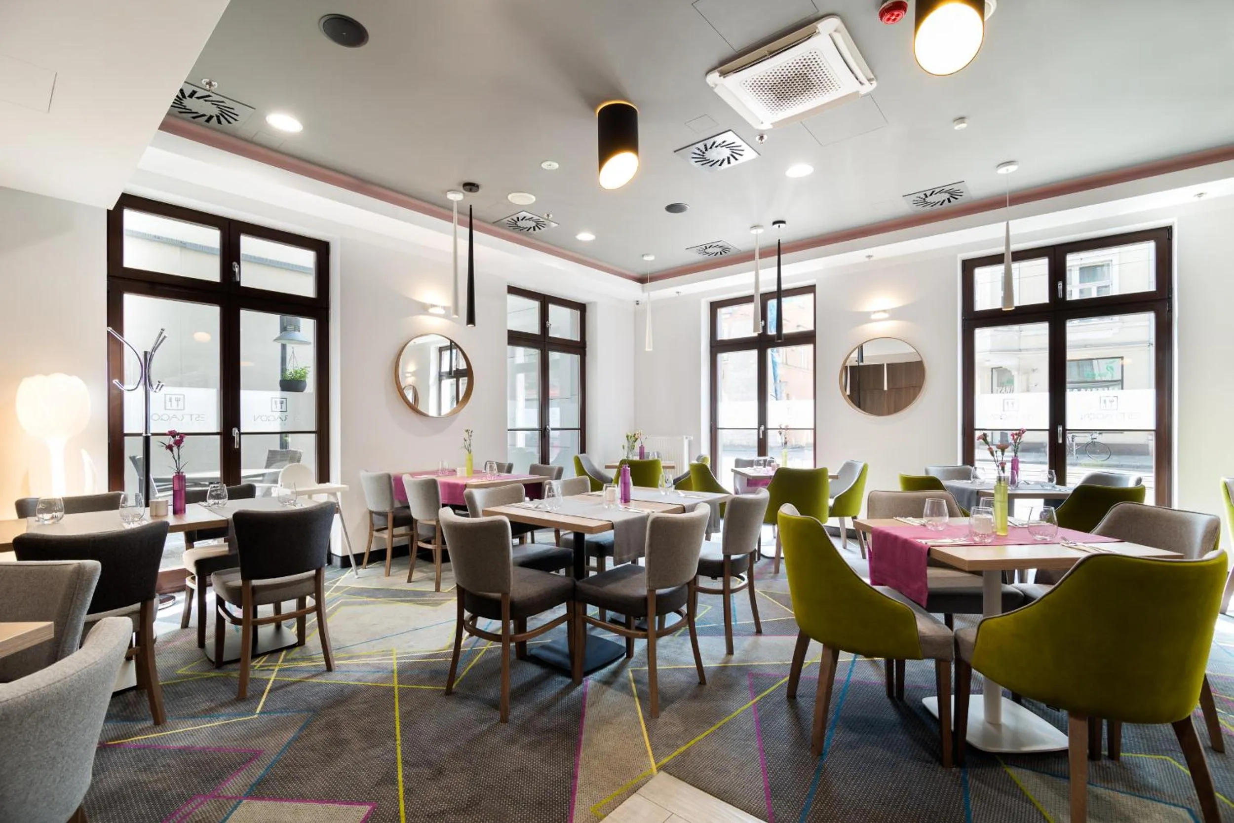 Restaurant/places to eat in Golden Tulip Krakow Kazimierz