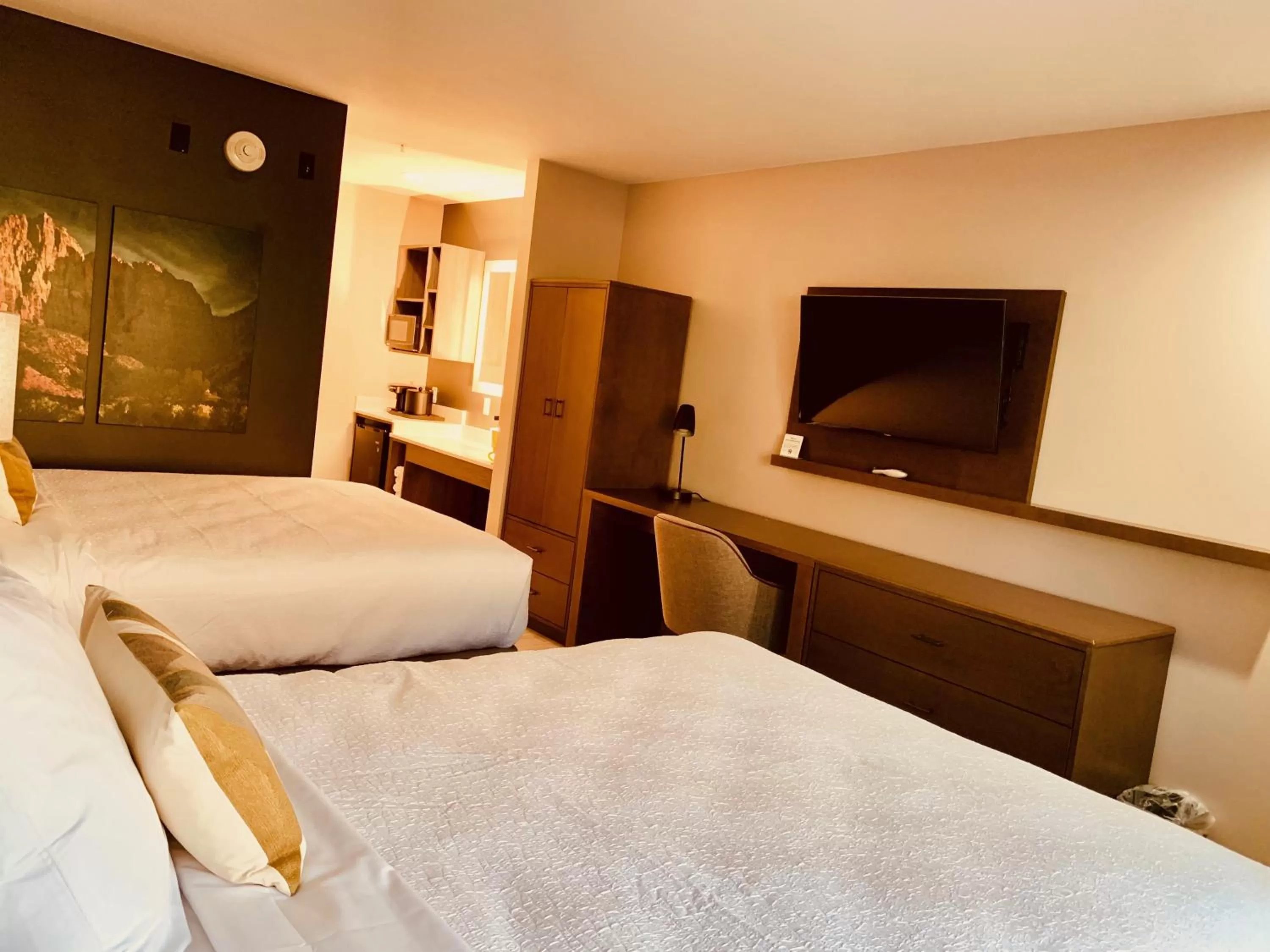 Bed in Zion Canyon Lodge