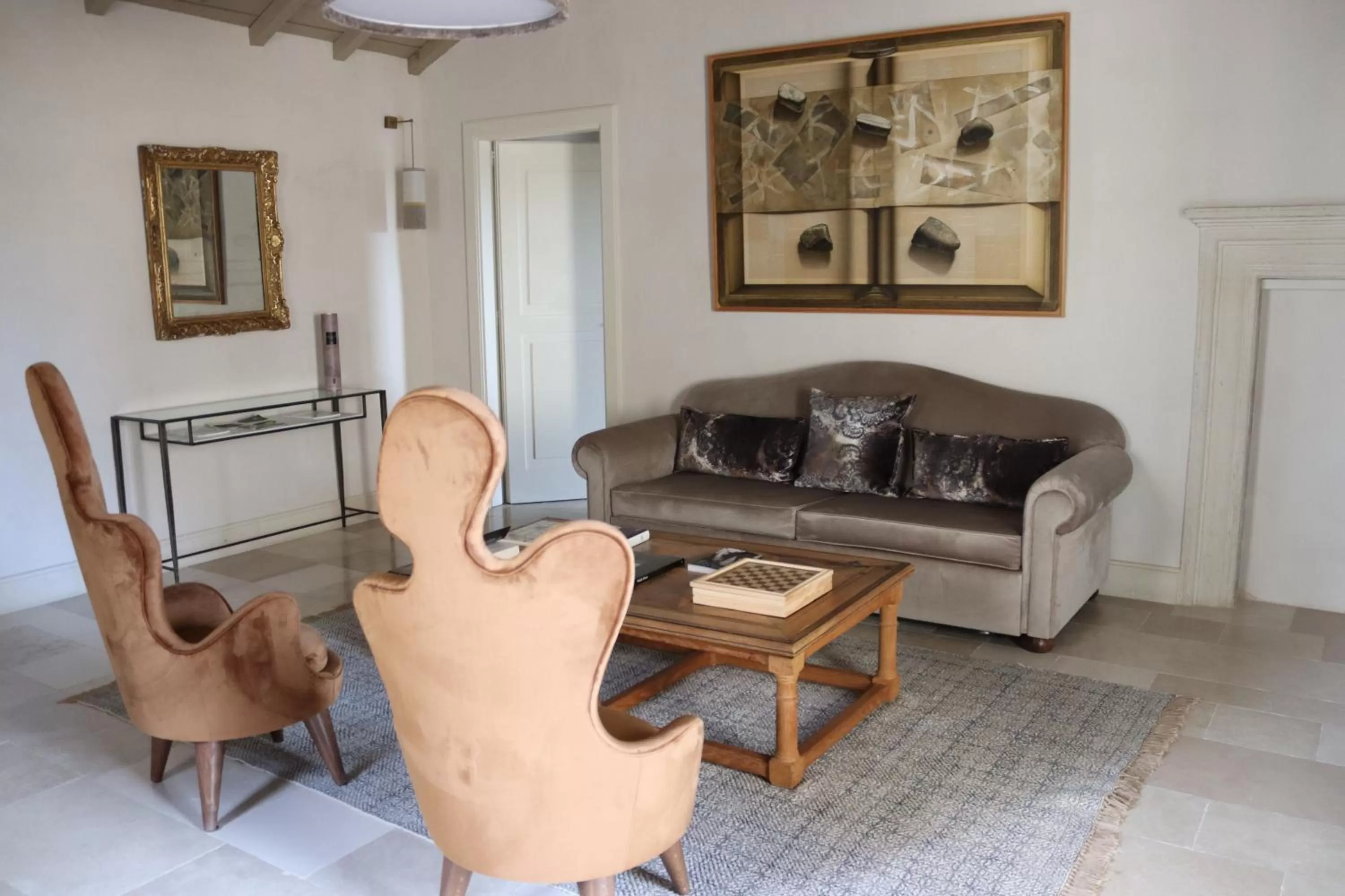 Communal lounge/ TV room, Seating Area in Palazzo Maresgallo Suites & SPA