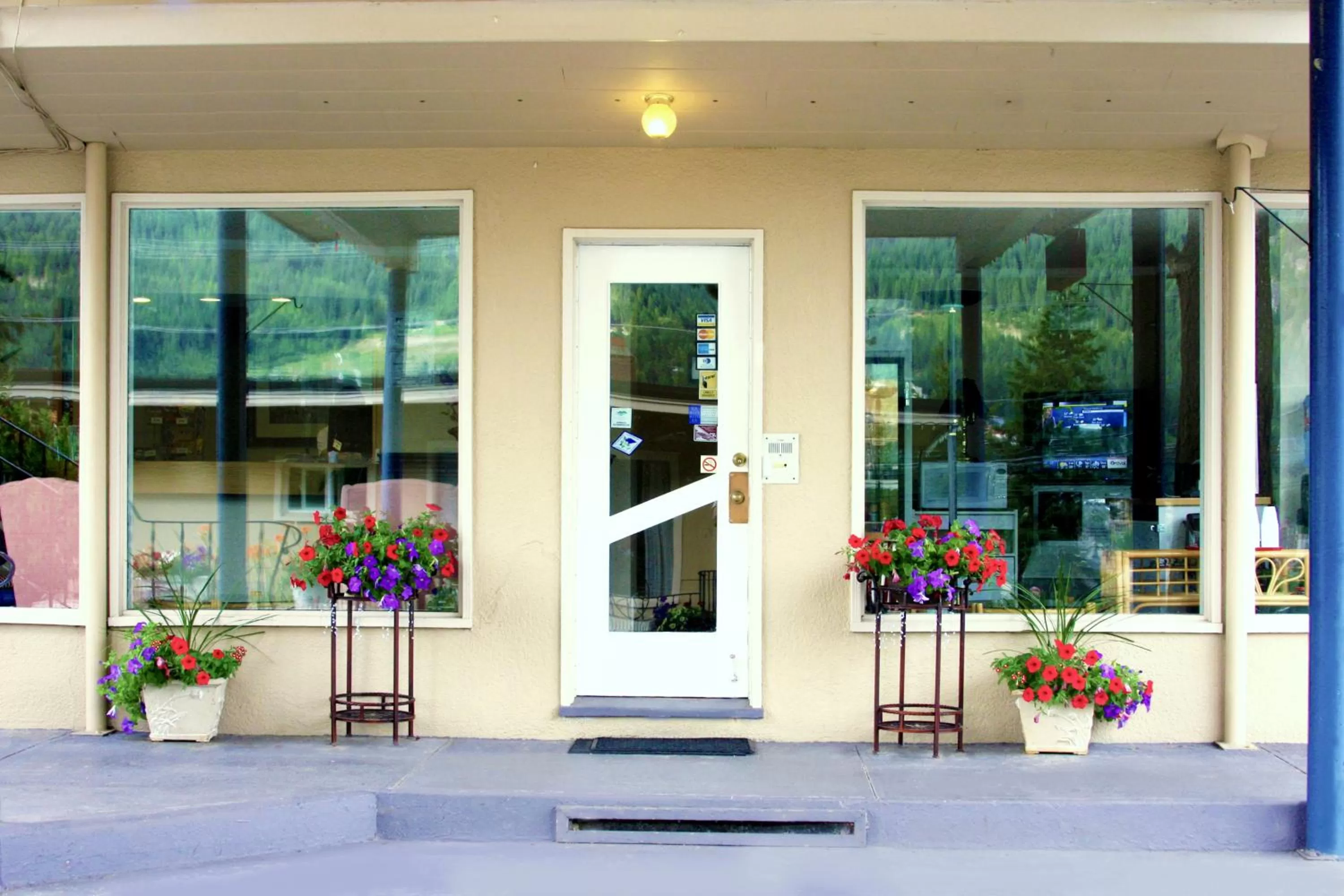 Facade/entrance in Villa Motel