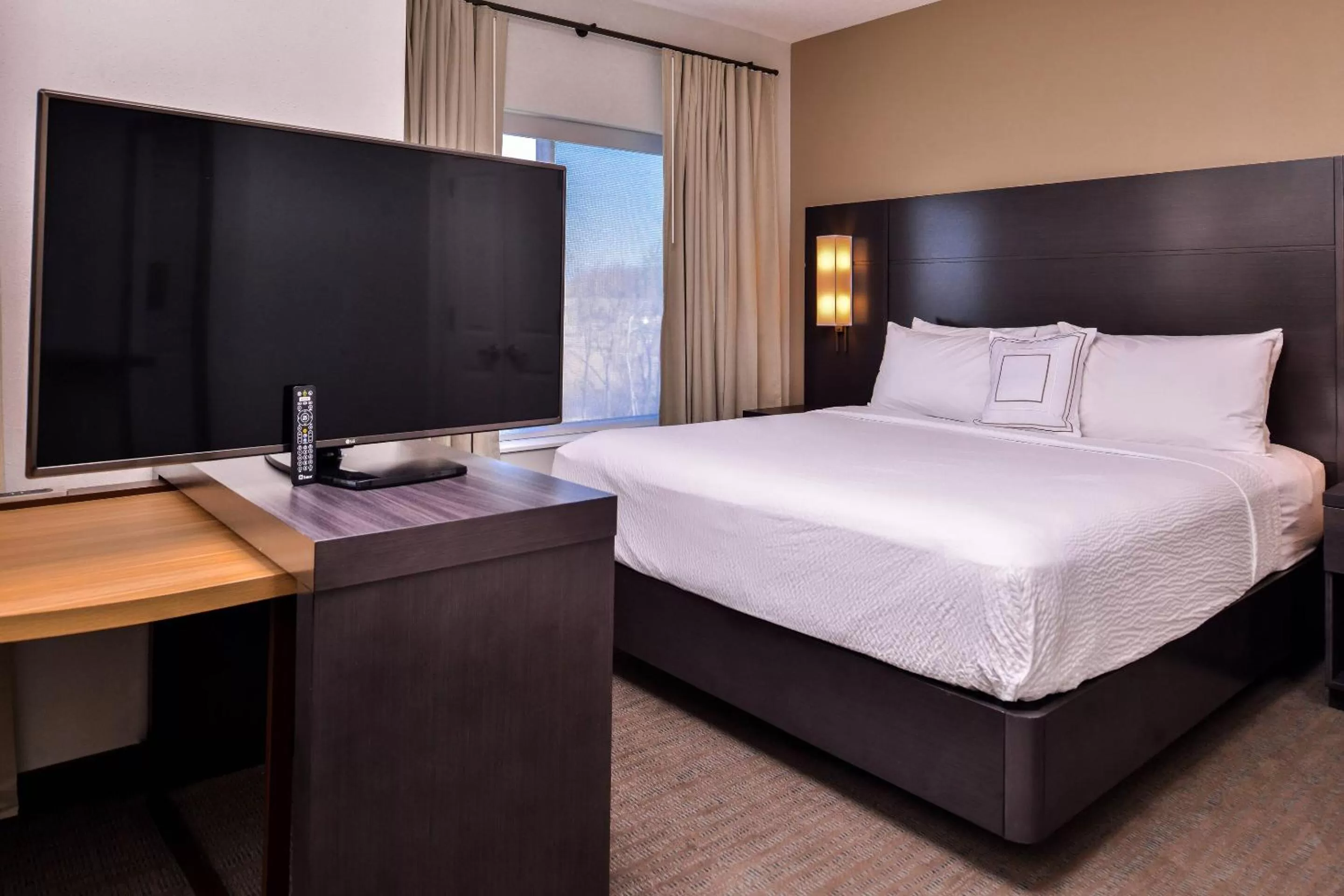 Bedroom, Bed in Residence Inn by Marriott Charlotte Steele Creek