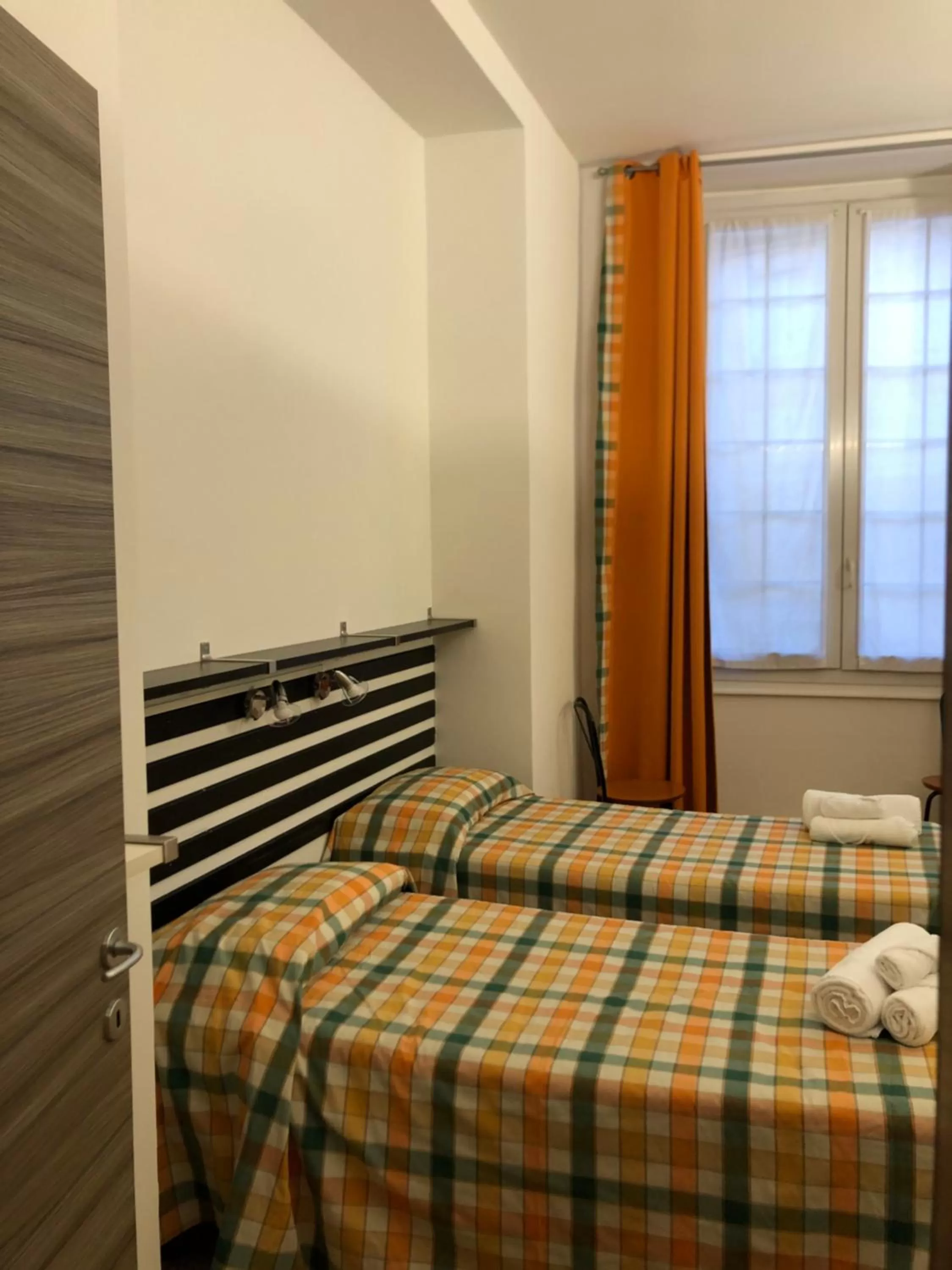 Bed in Hotel Cairoli