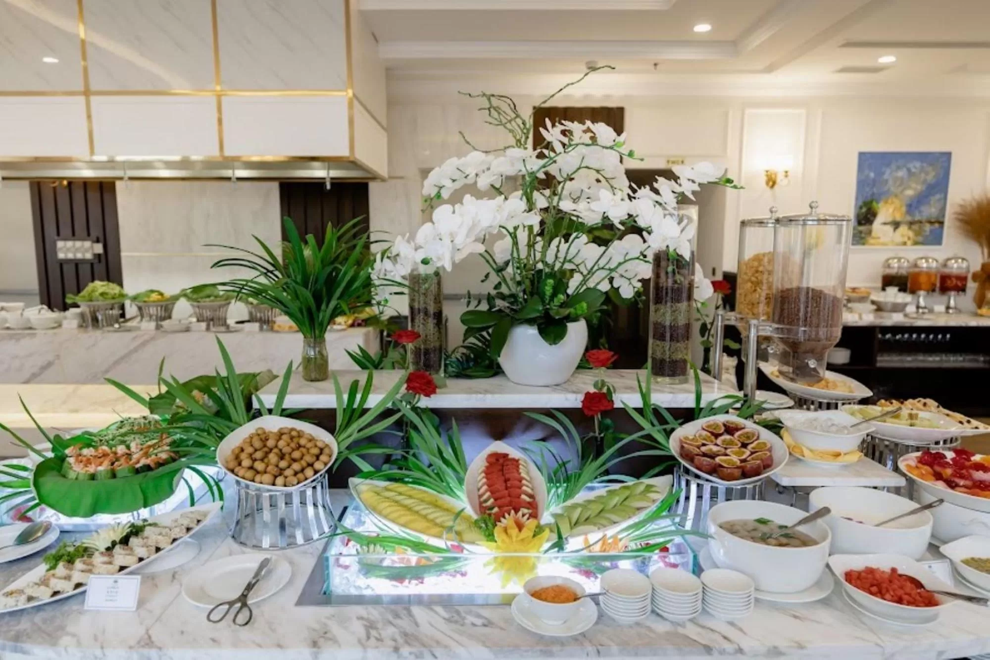 Restaurant/places to eat in MerPerle Beach Hotel