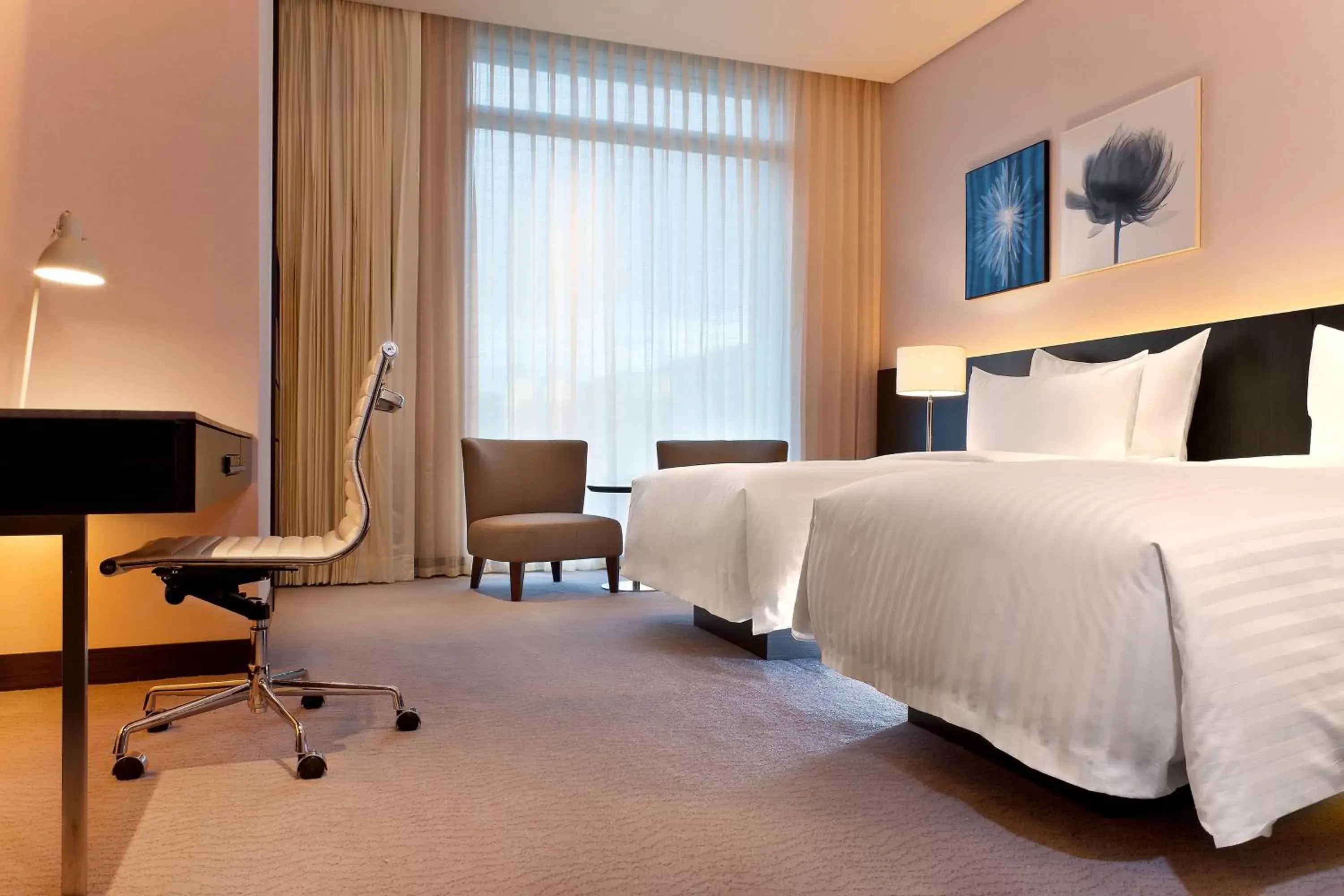 Executive Twin Room in Le Meridien Taipei Executive Twin Room in Le Meridien Taipei