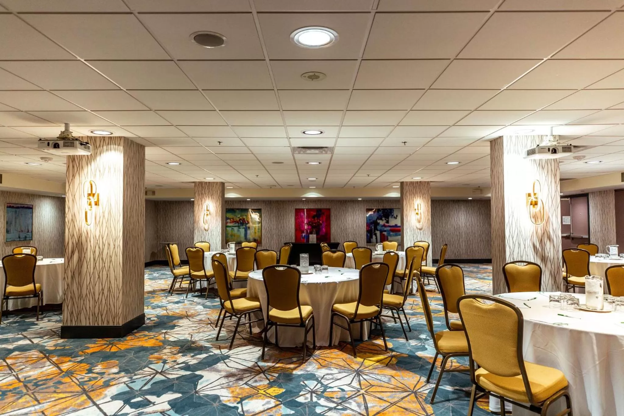 Meeting/conference room in Holiday Inn Toronto Downtown Centre by IHG