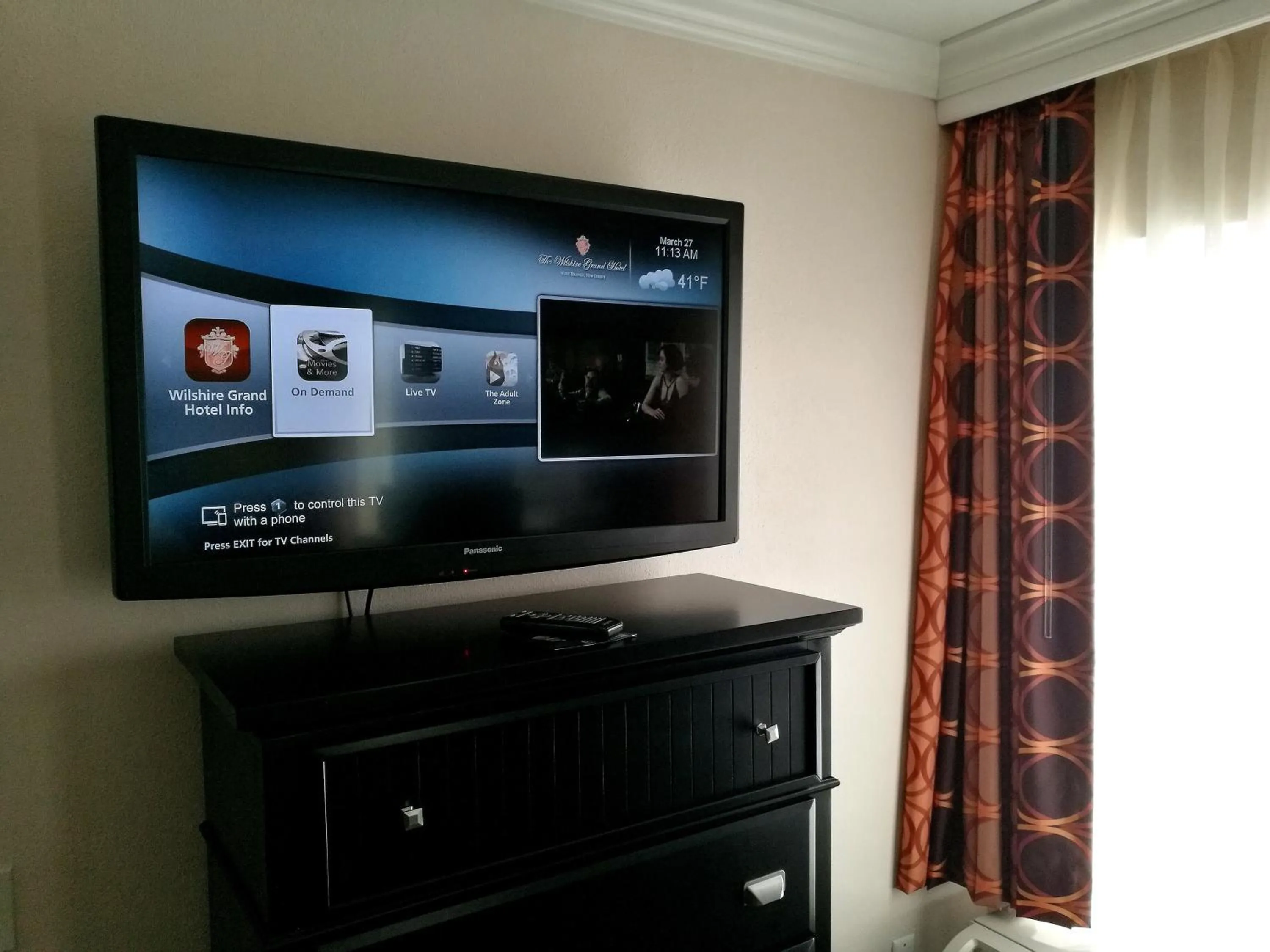 TV and multimedia in The Wilshire Grand Hotel