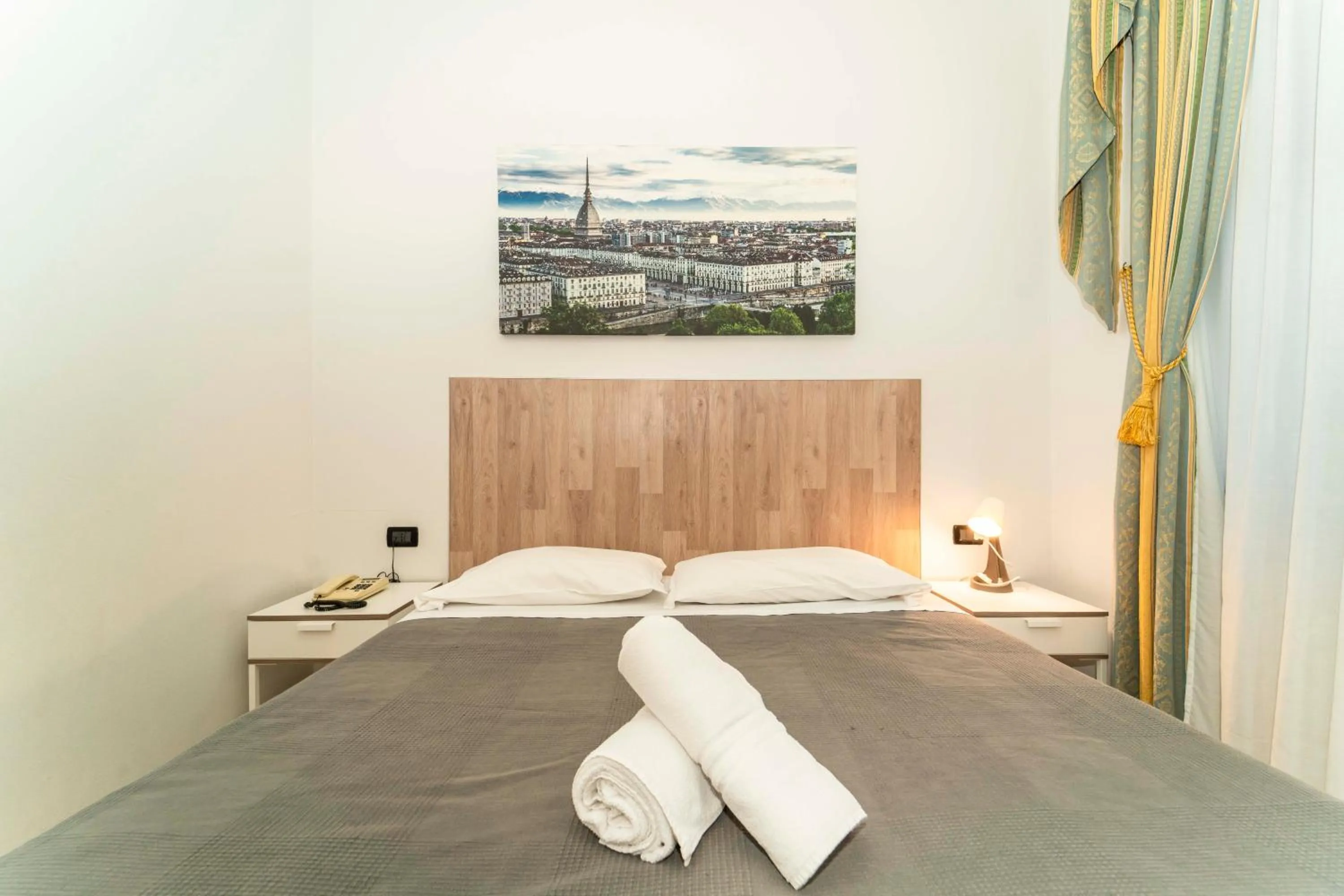 Bed in Hotel Cristallo Torino