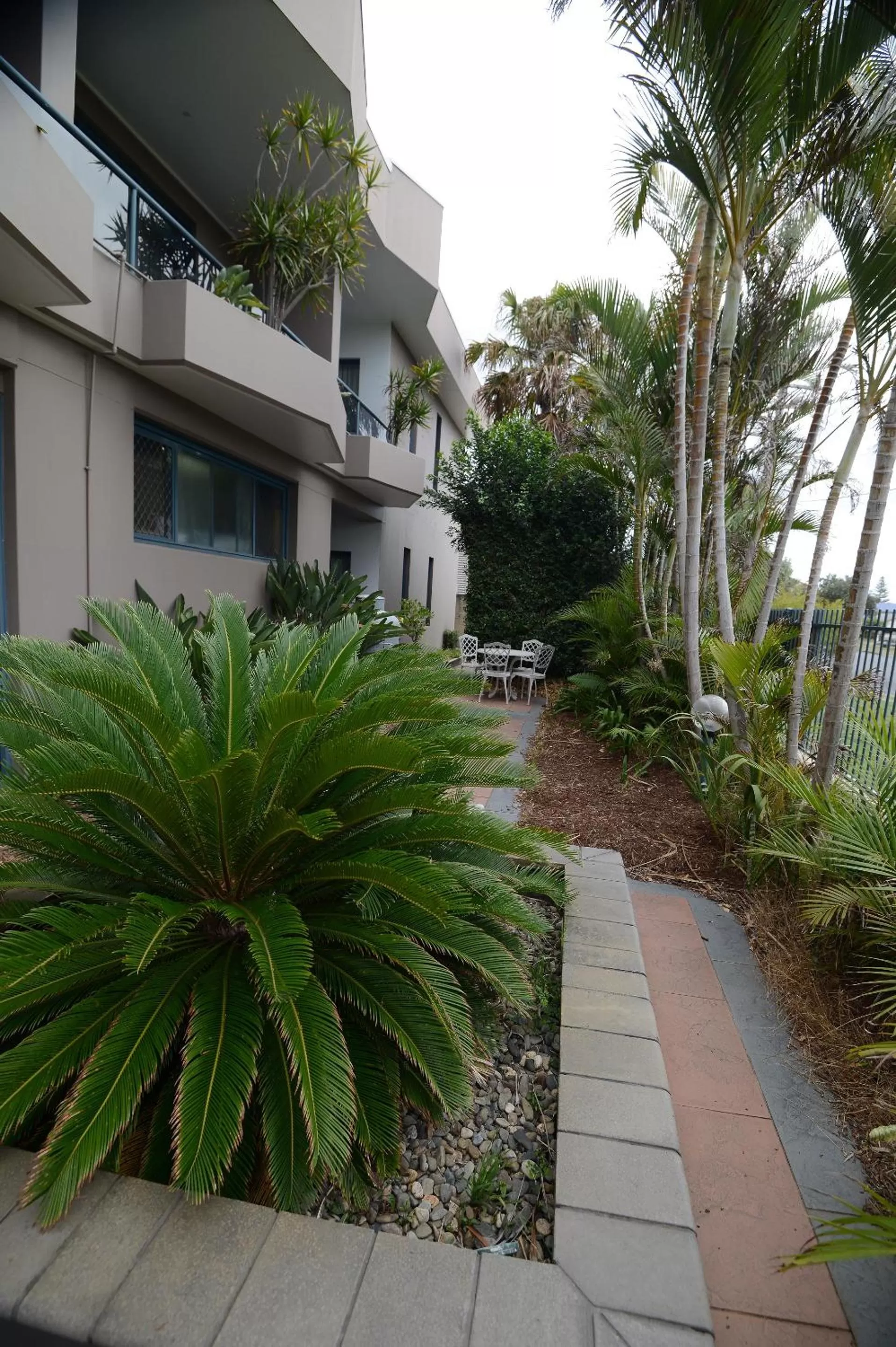 Property building in Rockpool Motor Inn