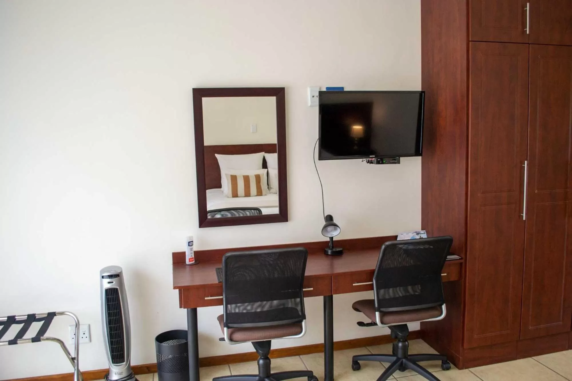 Double Room with Pool View - single occupancy in Amohela Guesthouse