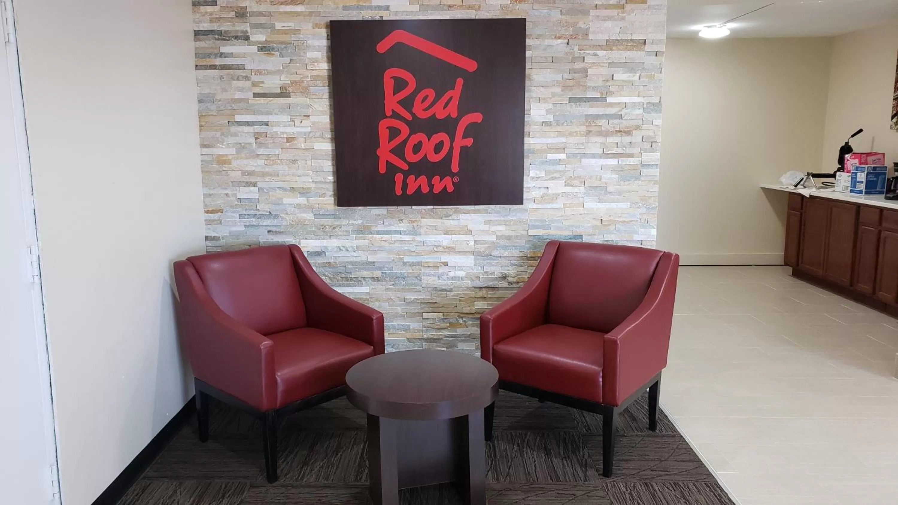 Lobby or reception in Red Roof Inn Cullman