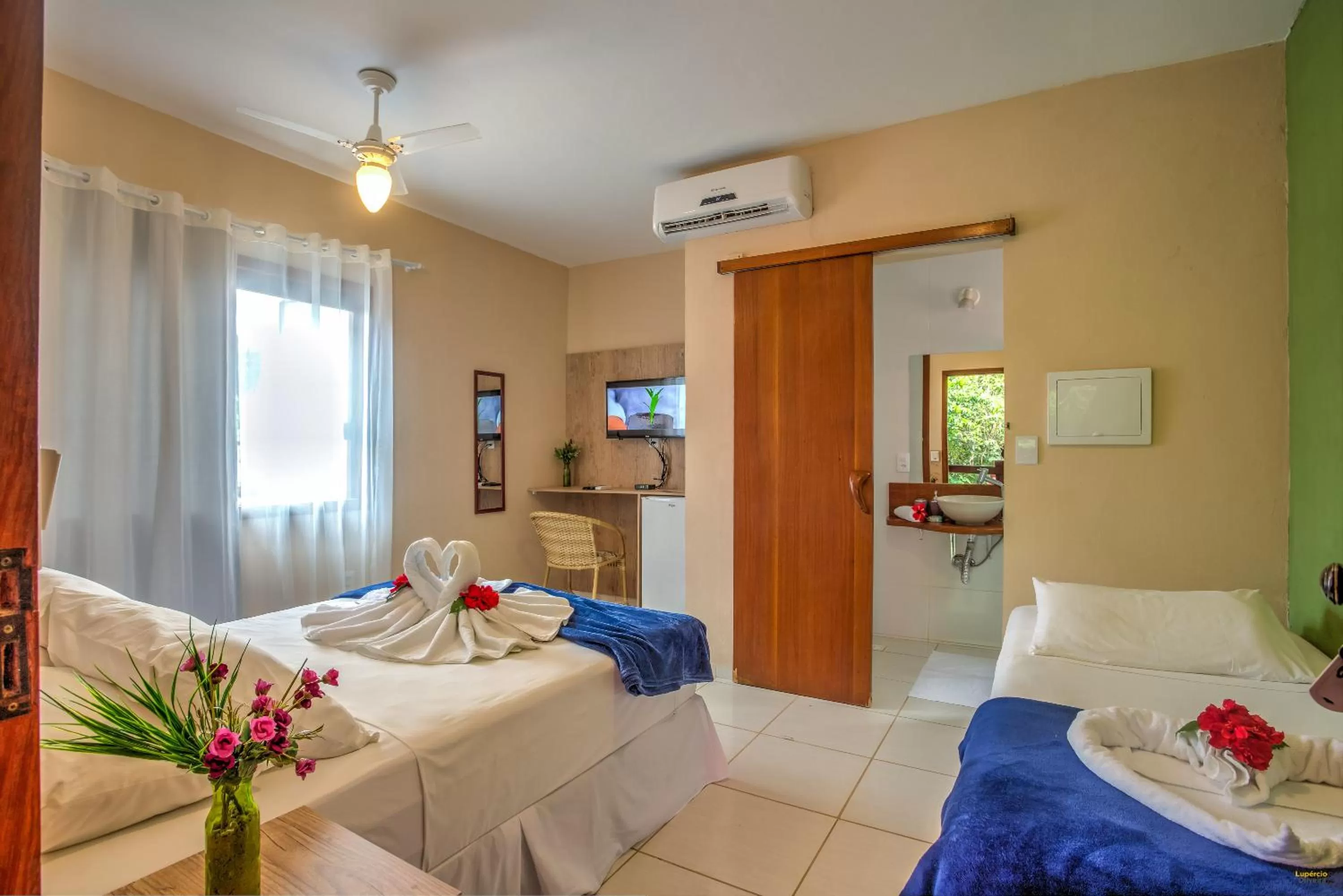 Photo of the whole room, Bed in i9 Embaú Flats & Suites