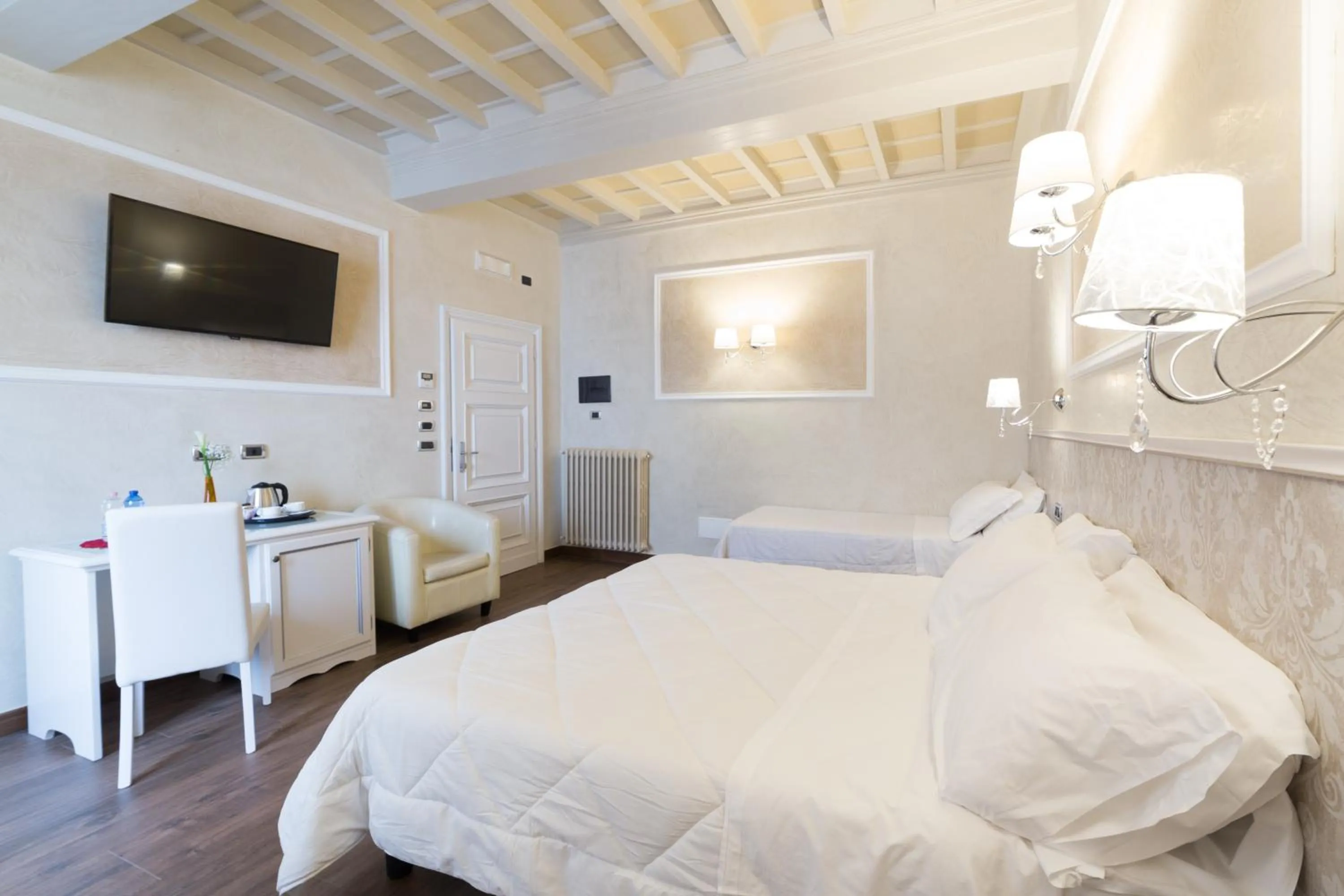 Bed in Hotel California