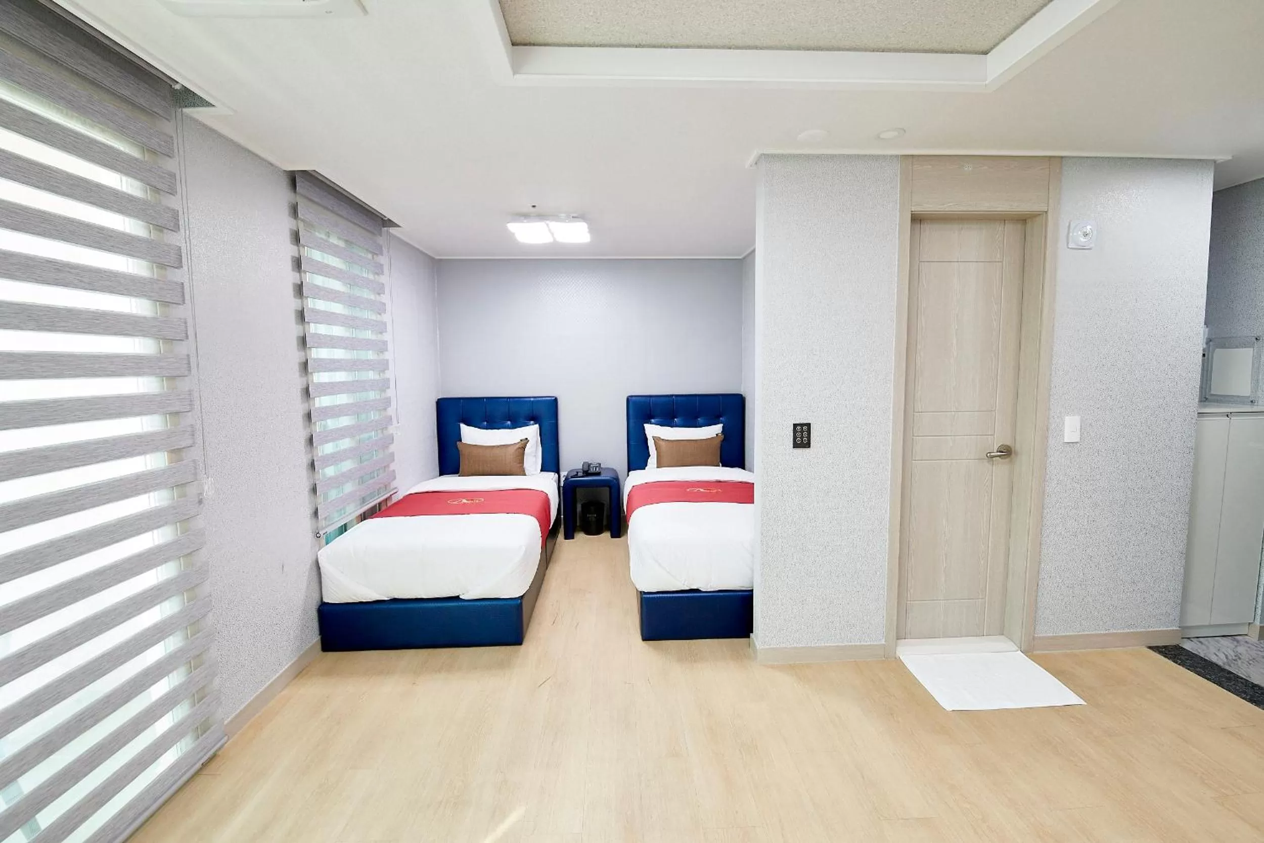 Bed in The Port Hotel Busan