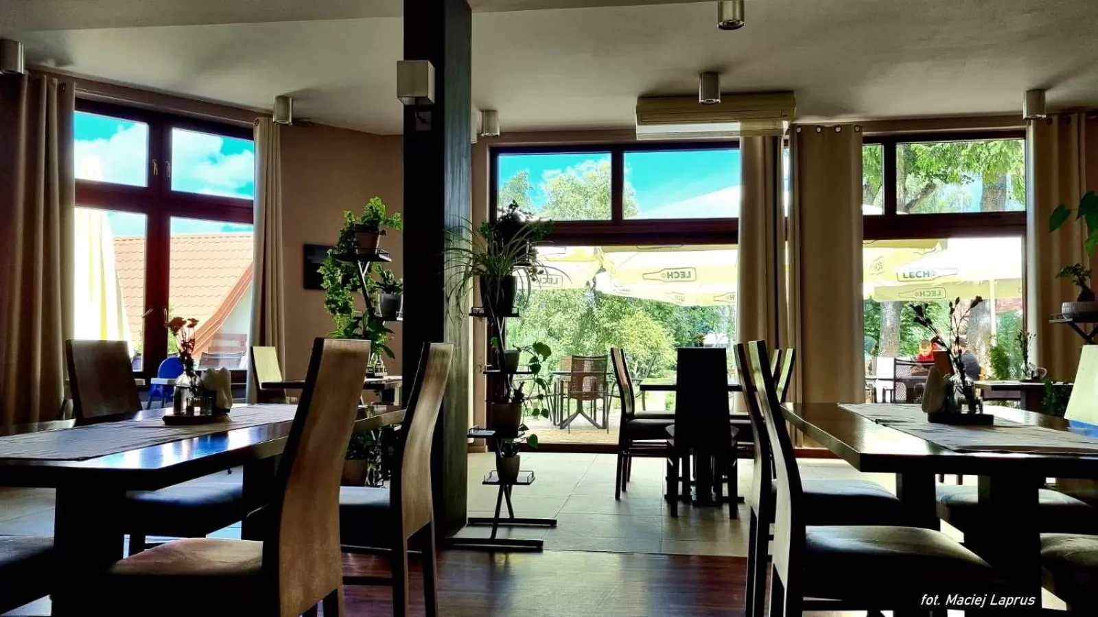 Restaurant/places to eat in Vertigo Narie