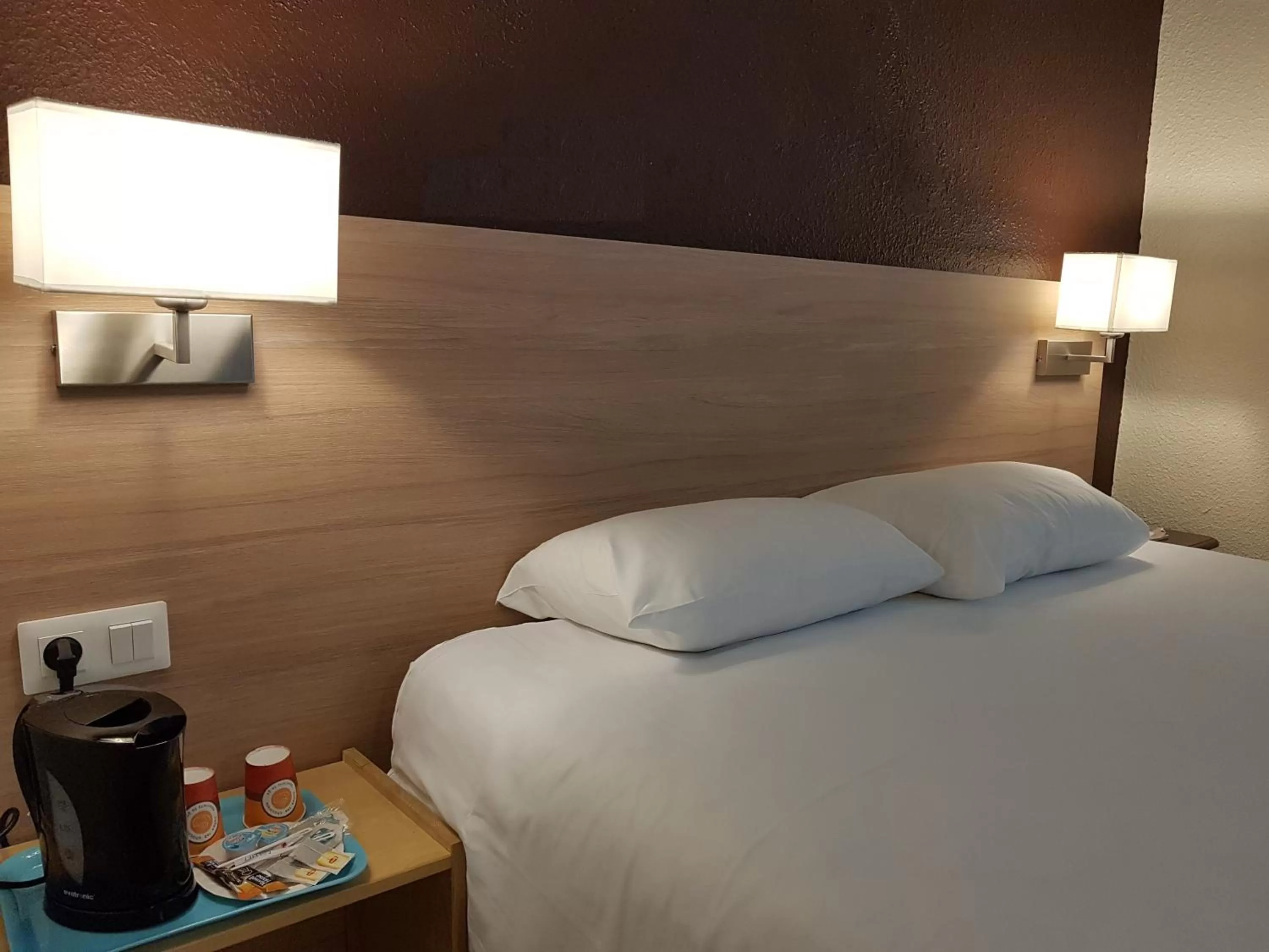 Double Room in Brit Hotel Essentiel Tours Nord