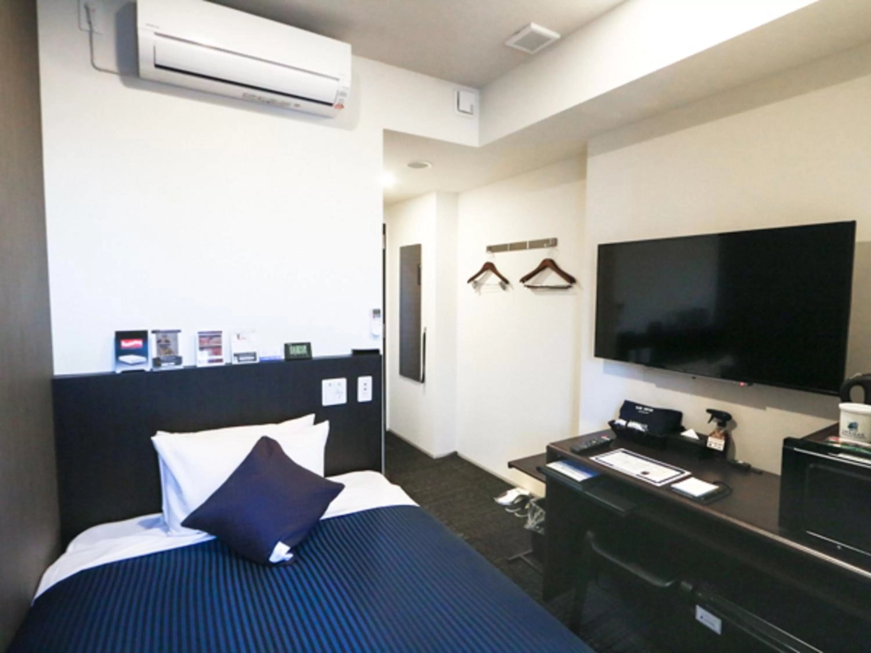 Double Room with Small Double Bed - single occupancy - Non-Smoking in HOTEL LiVEMAX Shinjuku EAST