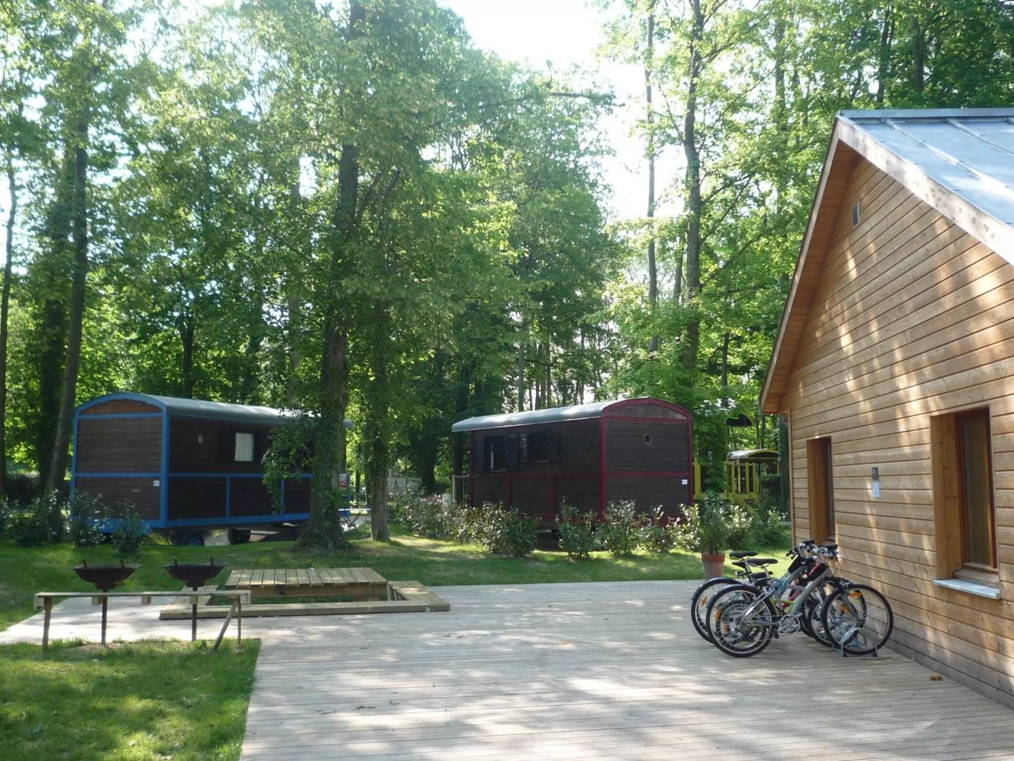 Facade/entrance in Le Village de la Champagne - Slowmoov