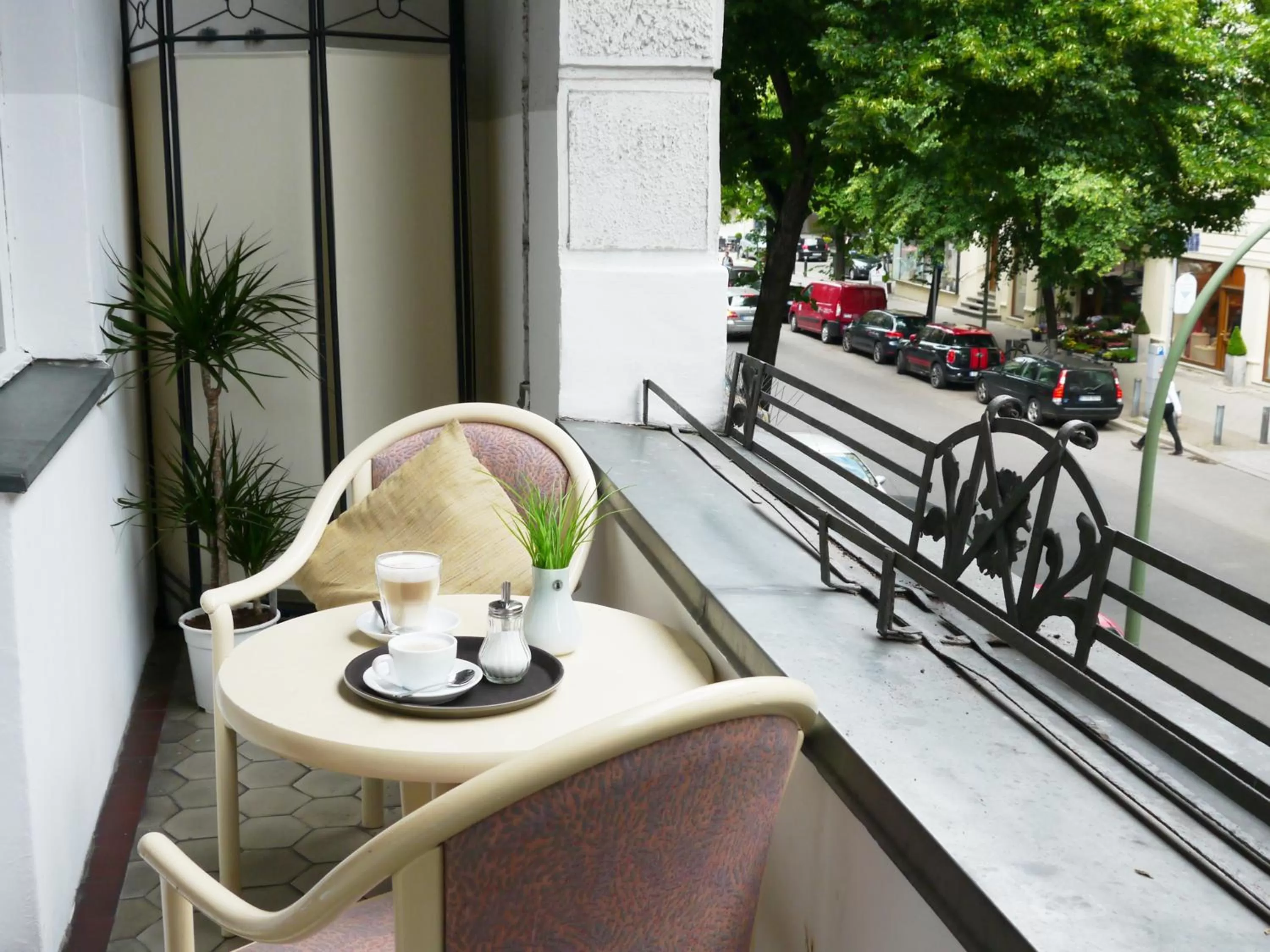 Spring in Hotel Astrid am Kurfürstendamm