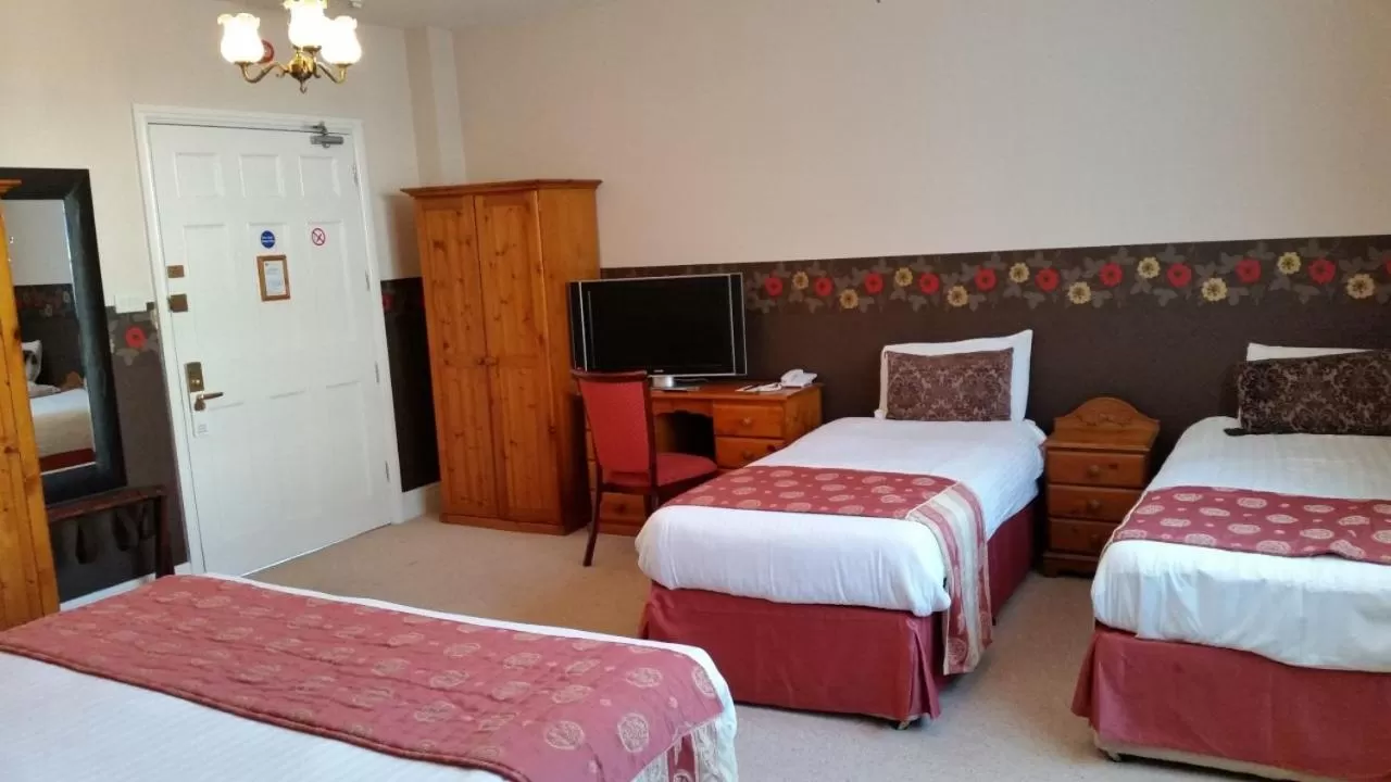 Bedroom, Bed in Haughton Hall Hotel & Leisure Club