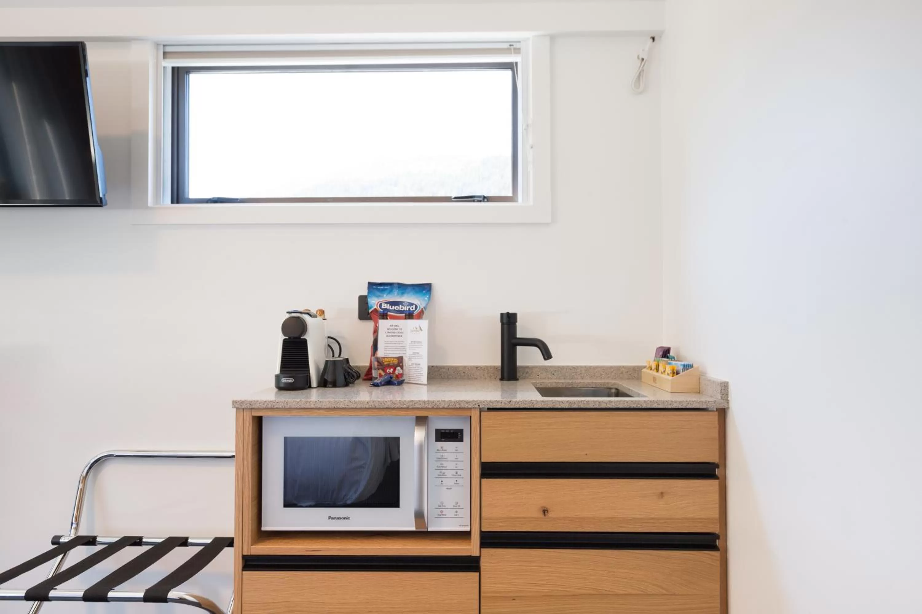 Coffee/tea facilities in Lomond Lodge Motel & Apartments