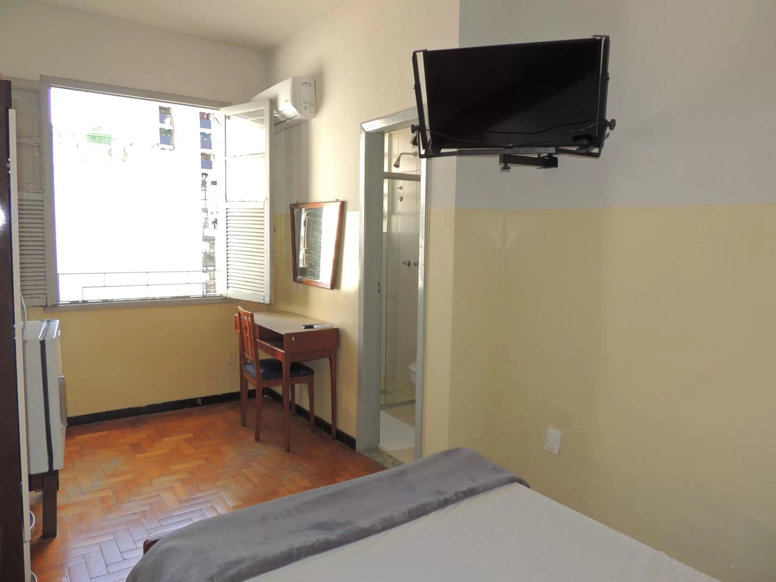 Bedroom, Bed in Hotel Esplanada Belo Horizonte - Proximo a Estacao de Trem