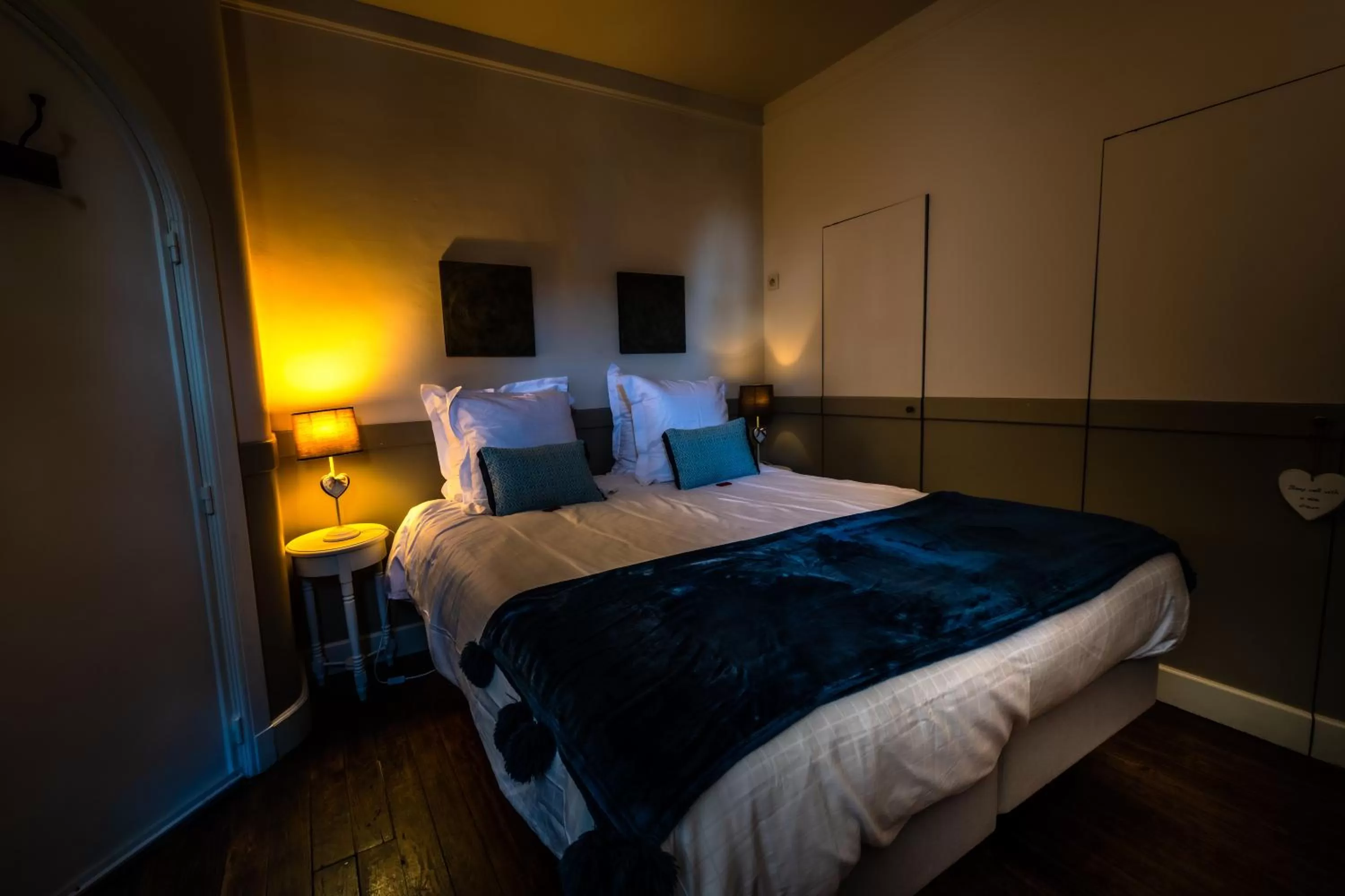 Bed in B&B Maison Rabelais