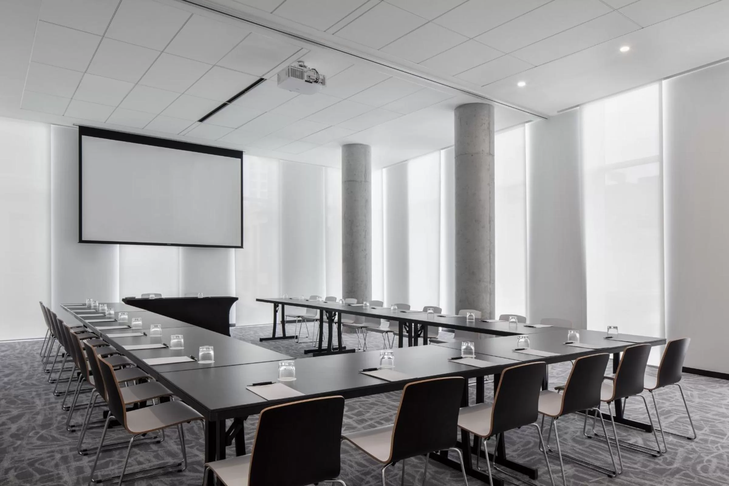 Meeting/conference room in Hotel Monville