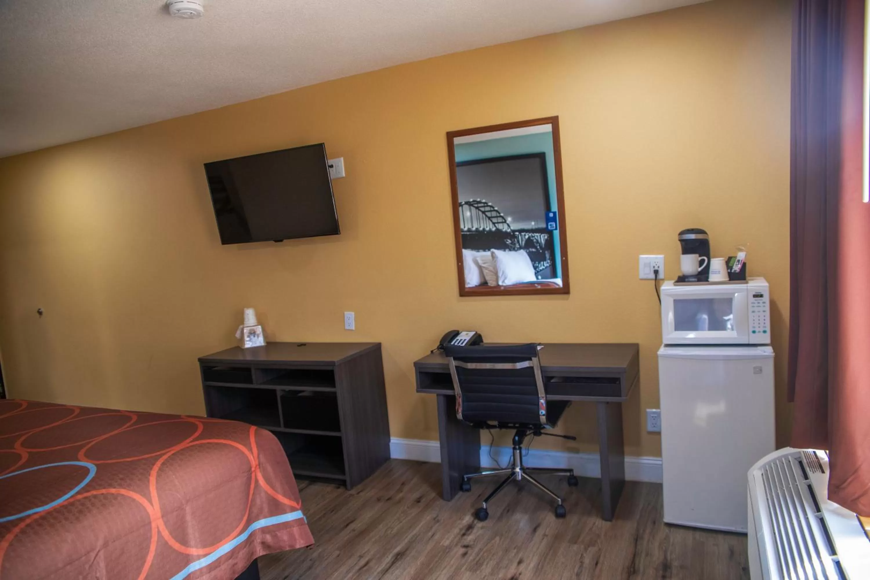 Super 8 by Wyndham Mountain Home