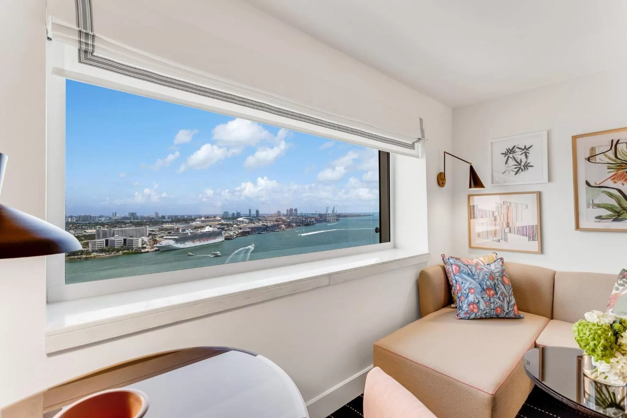 Classic King Room with Ocean View in InterContinental Miami, an IHG Hotel