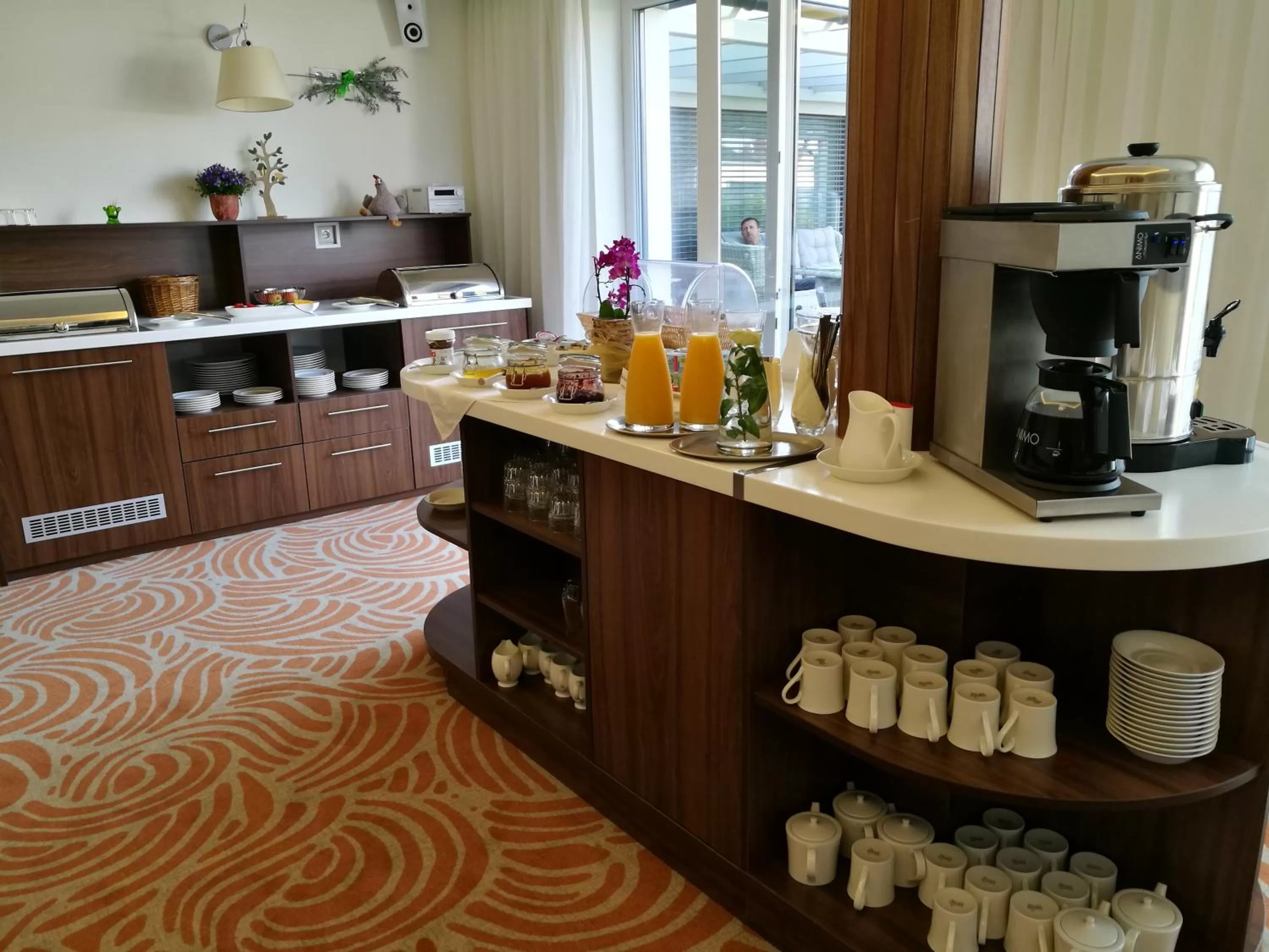 Food and drinks in Pension Laa Natura