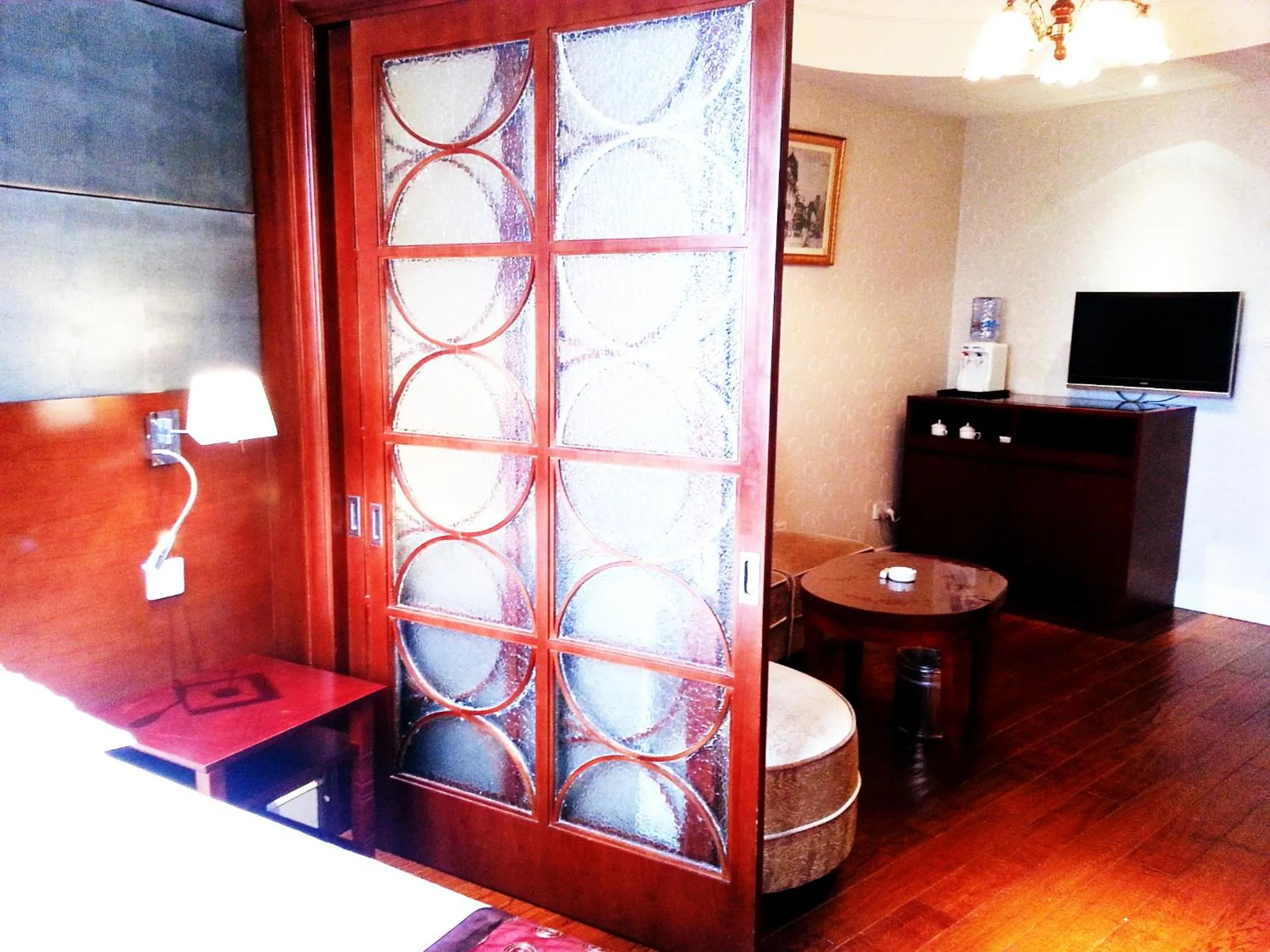 TV and multimedia, Bed in Seventh Heaven Hotel