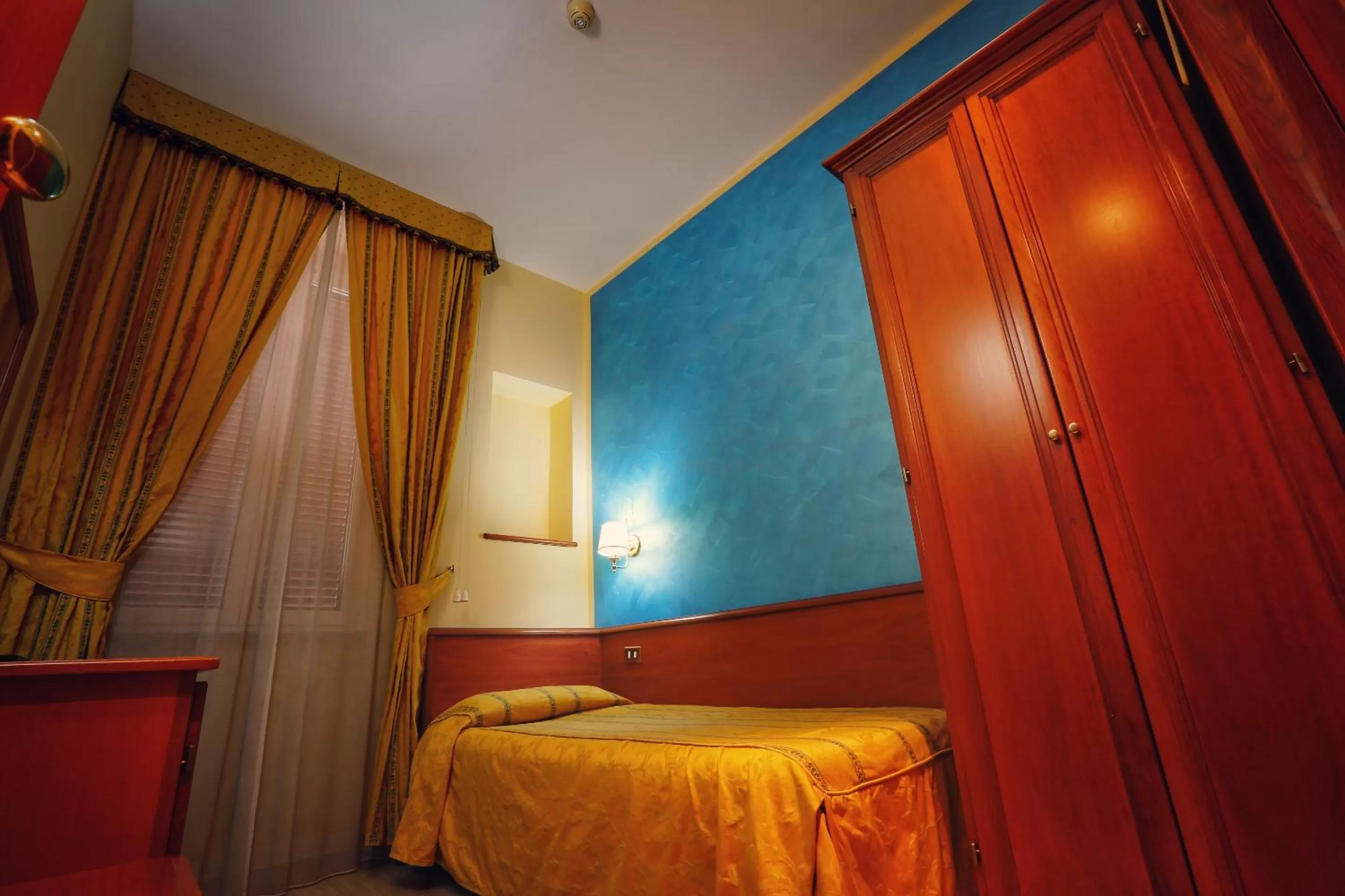 Photo of the whole room, Bed in Hotel Giolitti