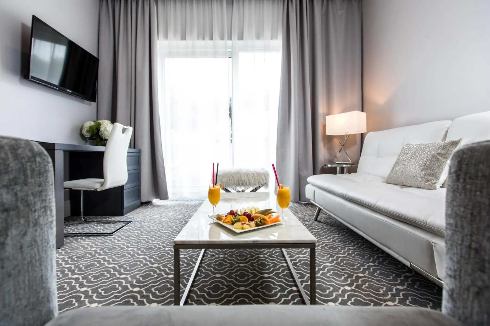 Living room in Royal Palm Hotel