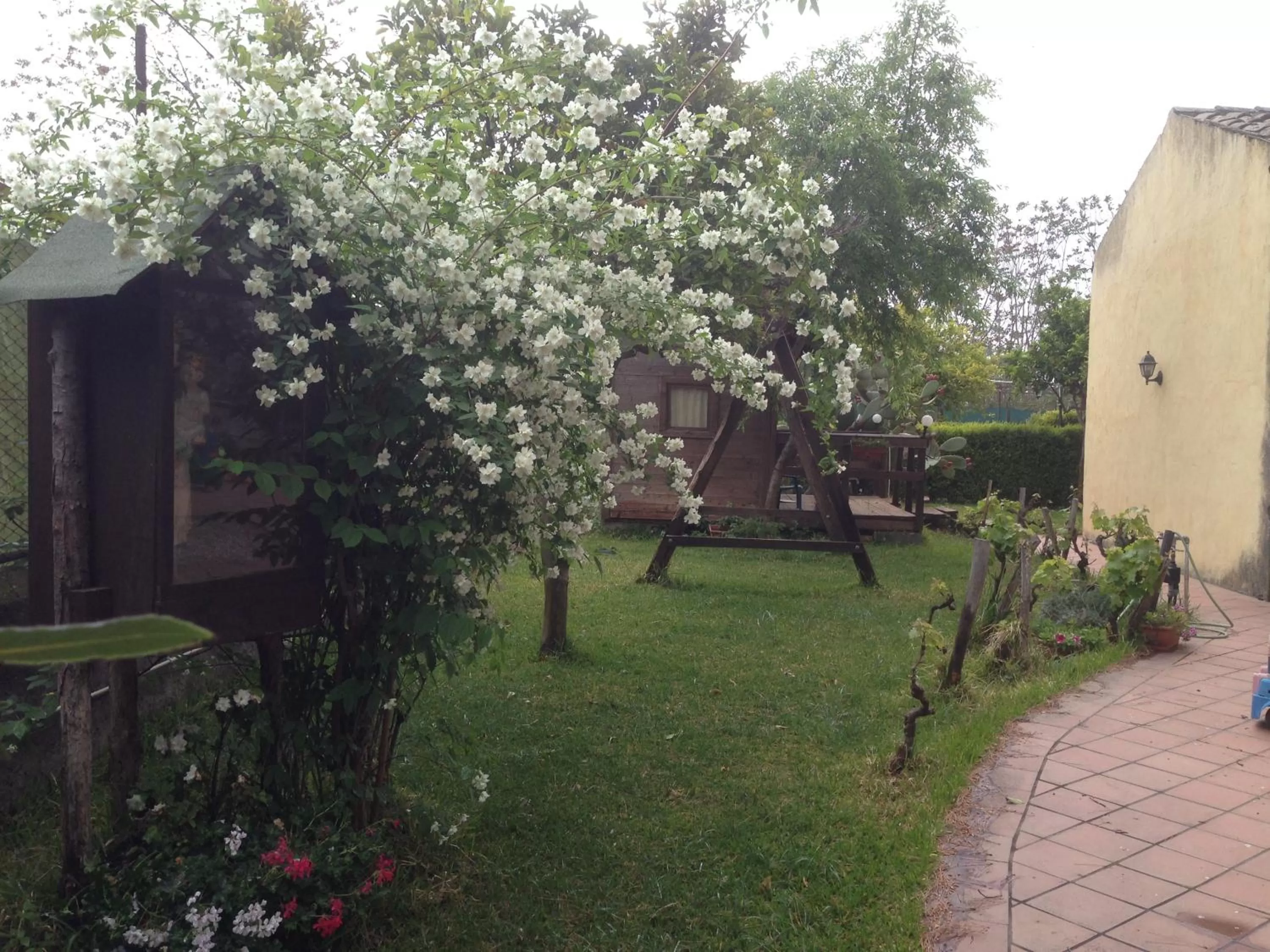 Property building, Garden in A Due Passi Da