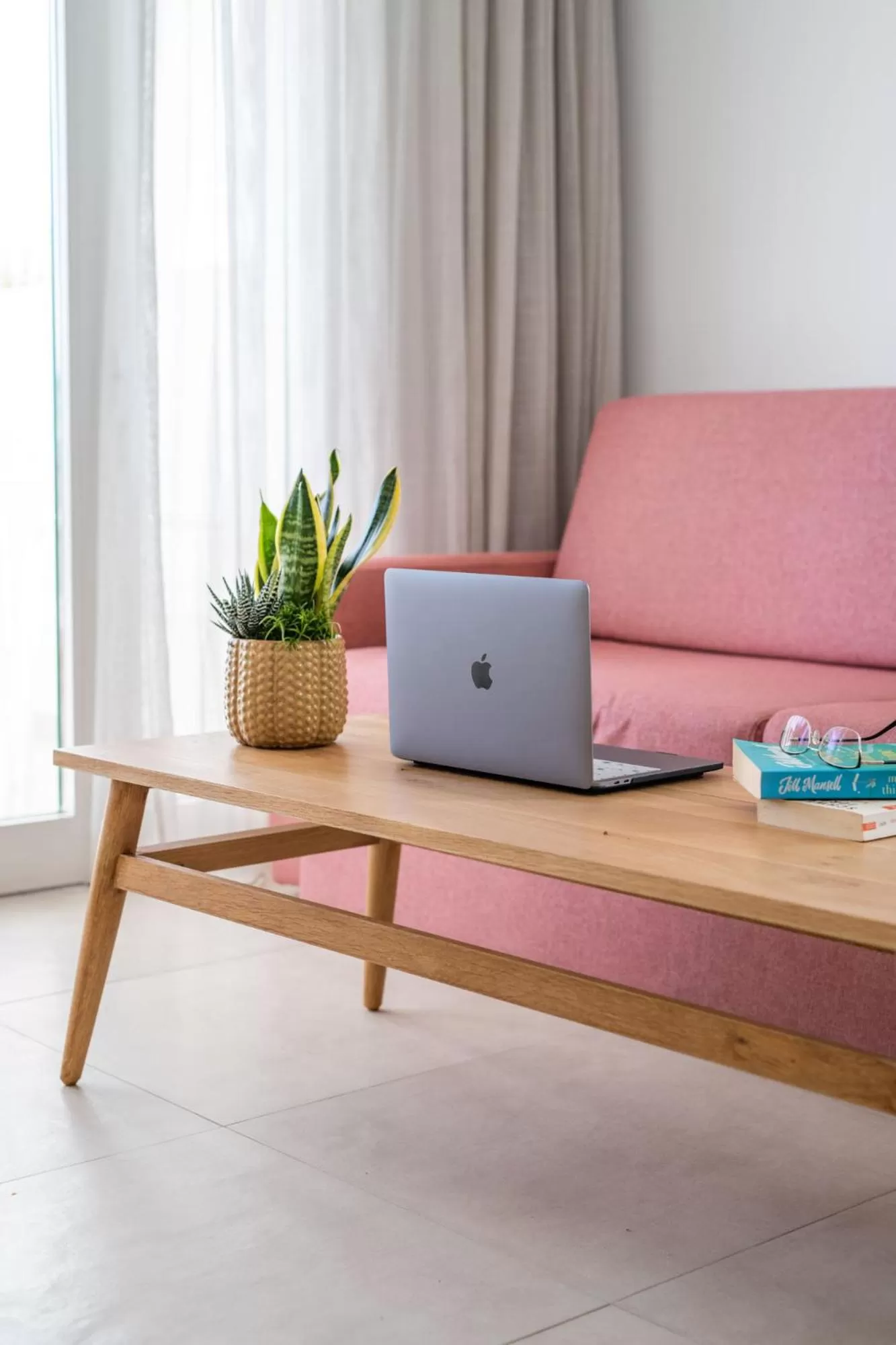 Seating area in Nazaret Apartments