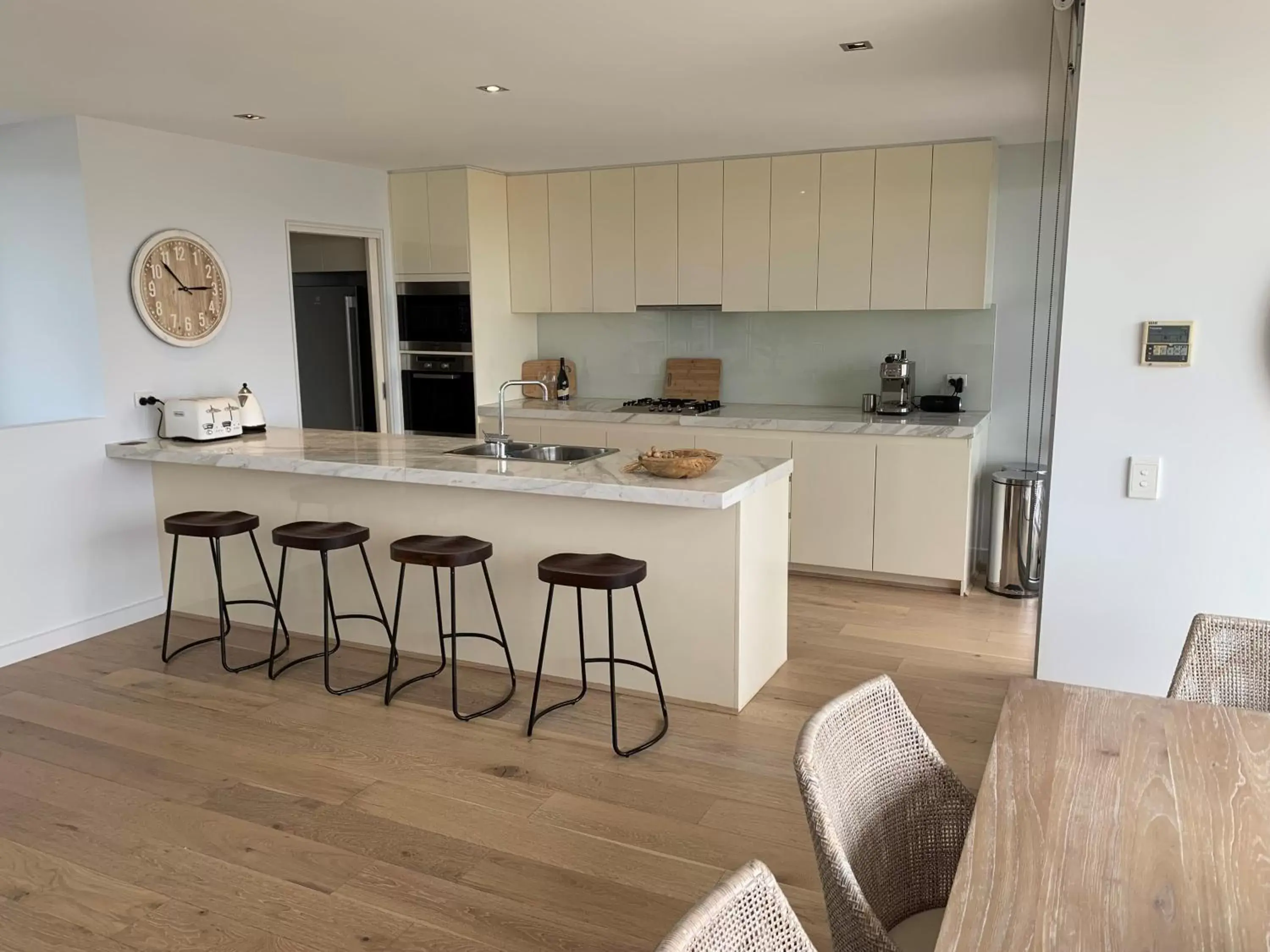 Three-Bedroom Suite in Wyndham Resort Torquay Three-Bedroom Suite in Wyndham Resort Torquay