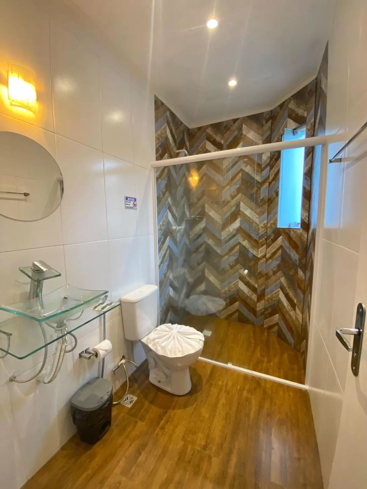 Shower in Pousada Vila Tio Lé