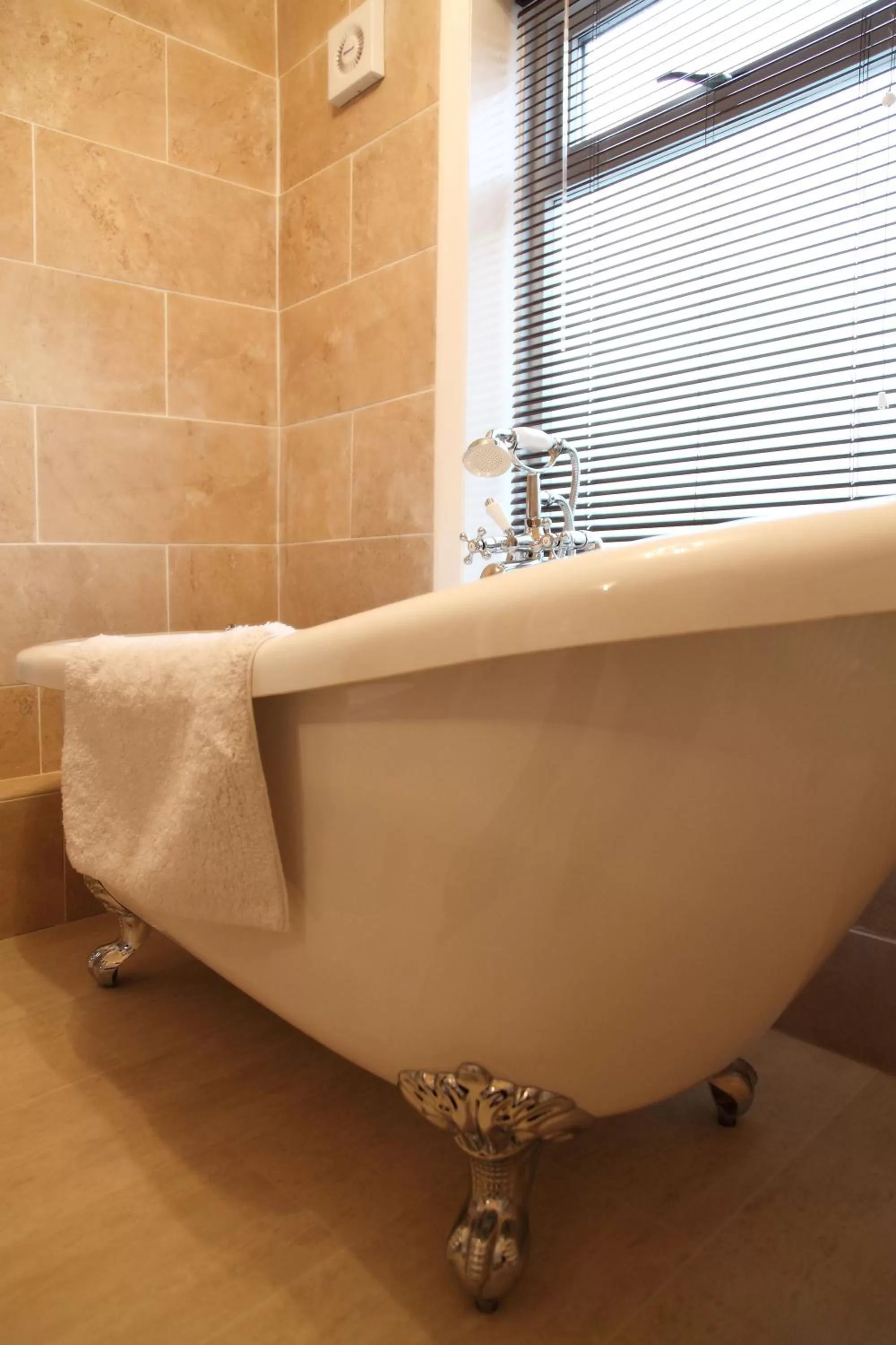 Bath in The Windmill Inn - Whitby