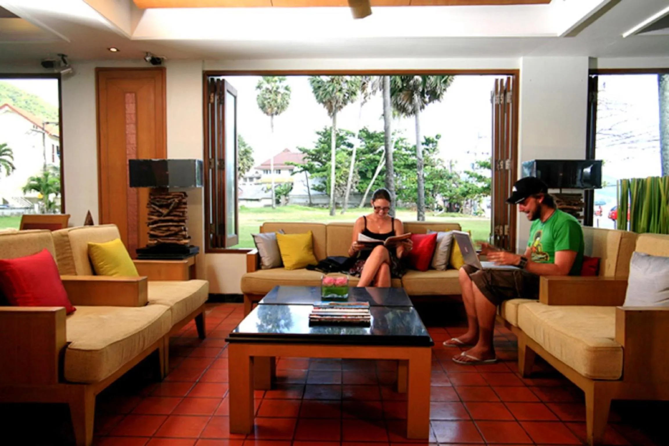 Communal lounge/ TV room in Sunset Beach Resort