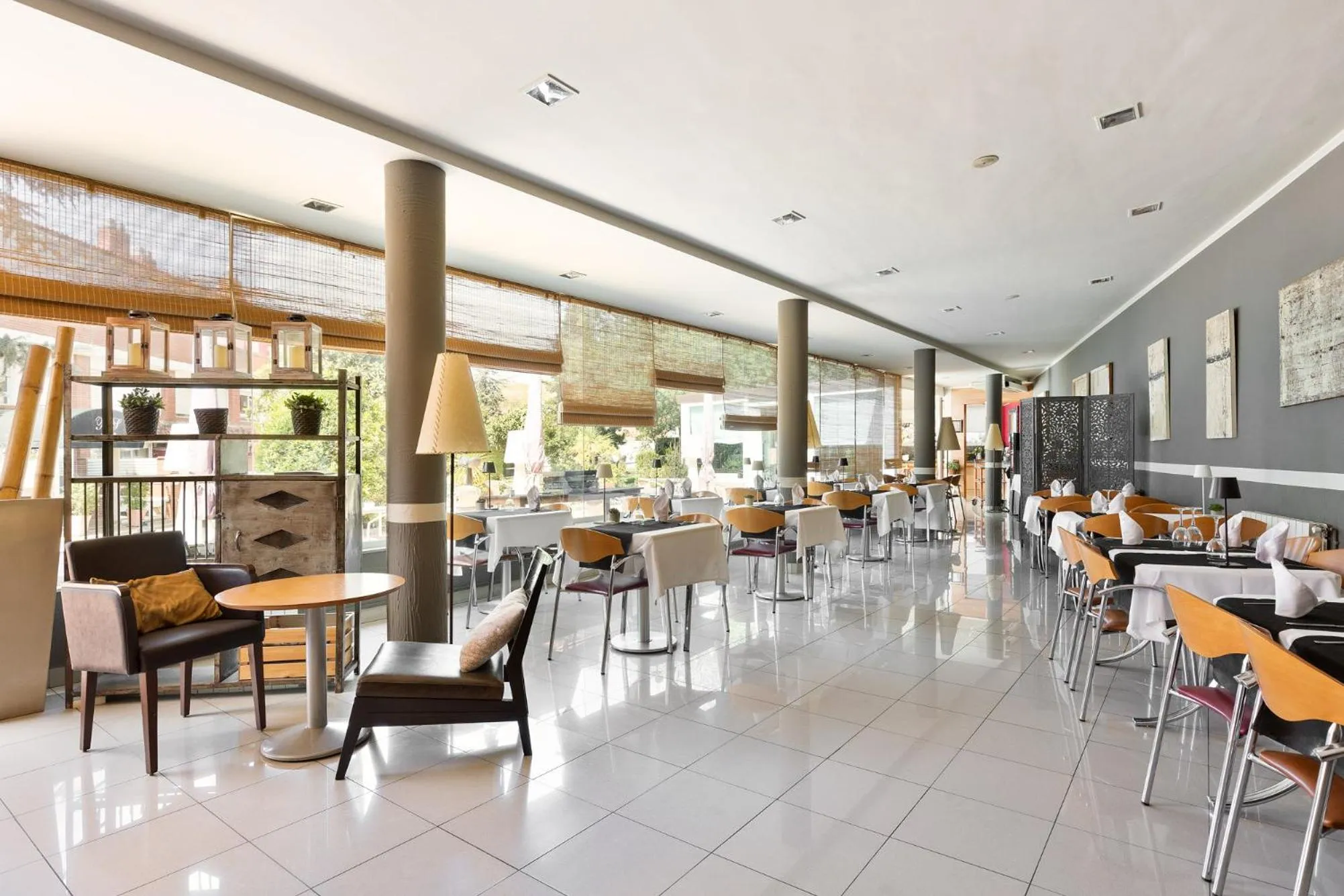 Restaurant/places to eat in PARK SEDO Aparthotel