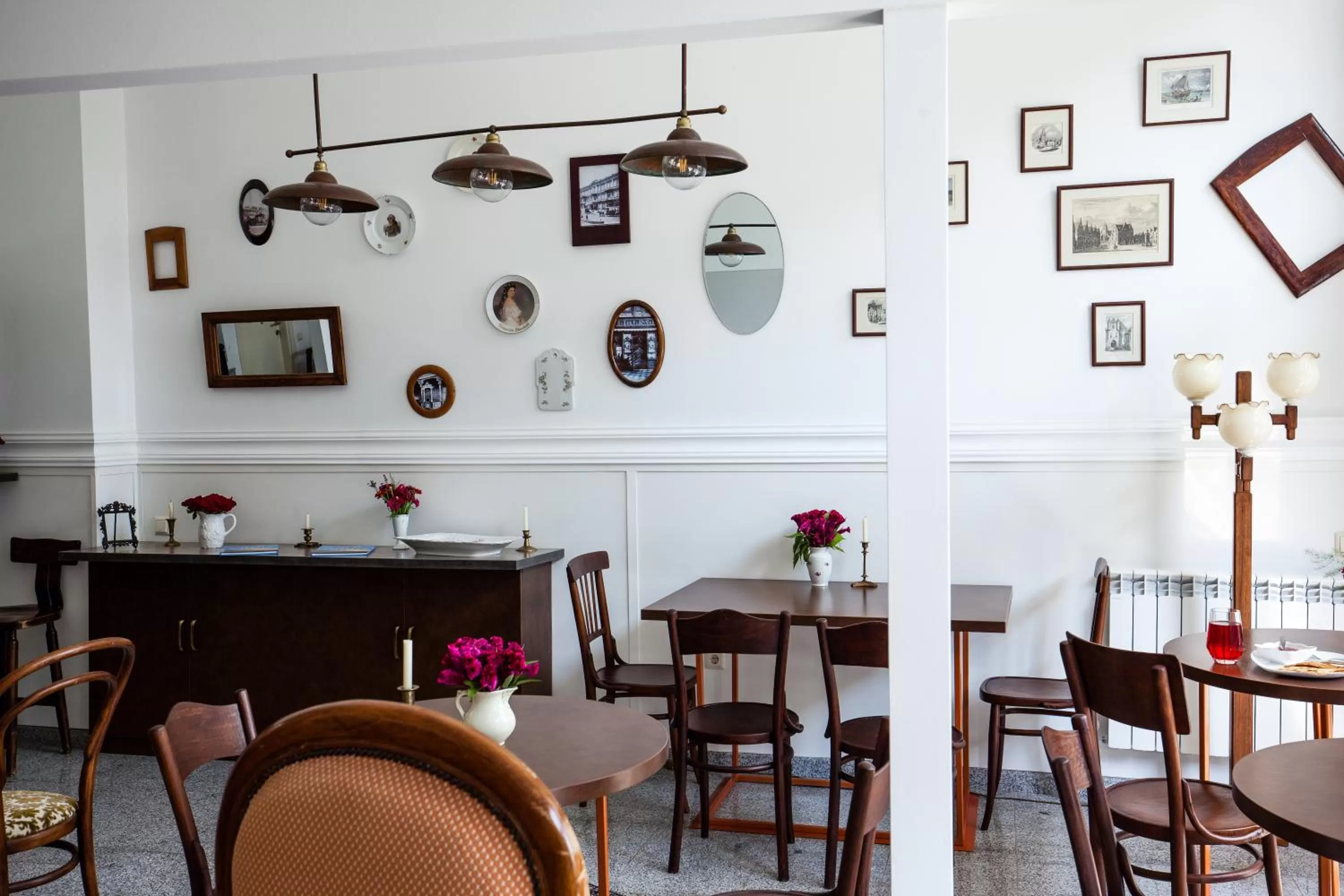 Lobby or reception in Hotel N16