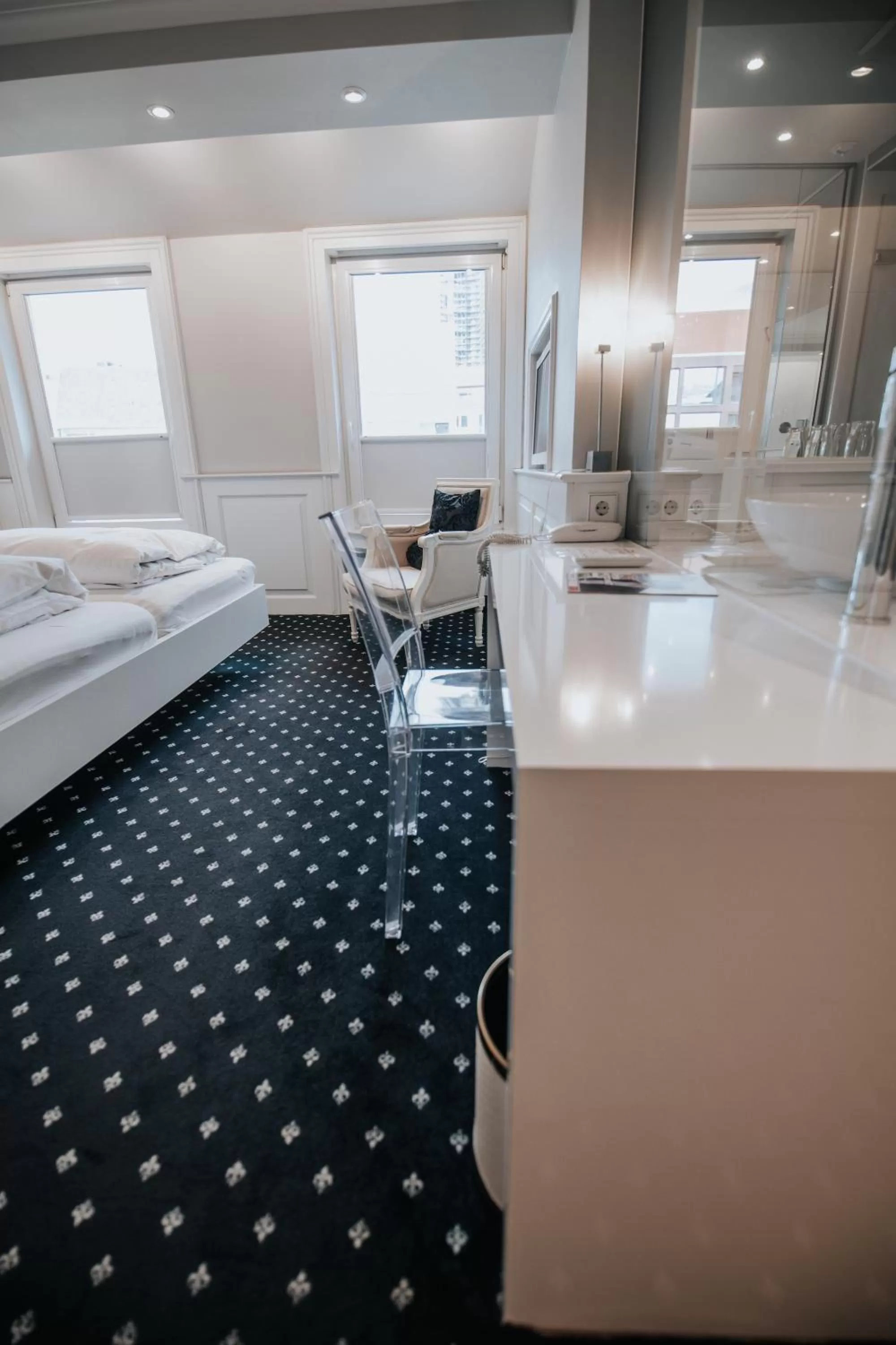 Photo of the whole room, Bed in Boutique Hotel am Rathaus - Reblaus