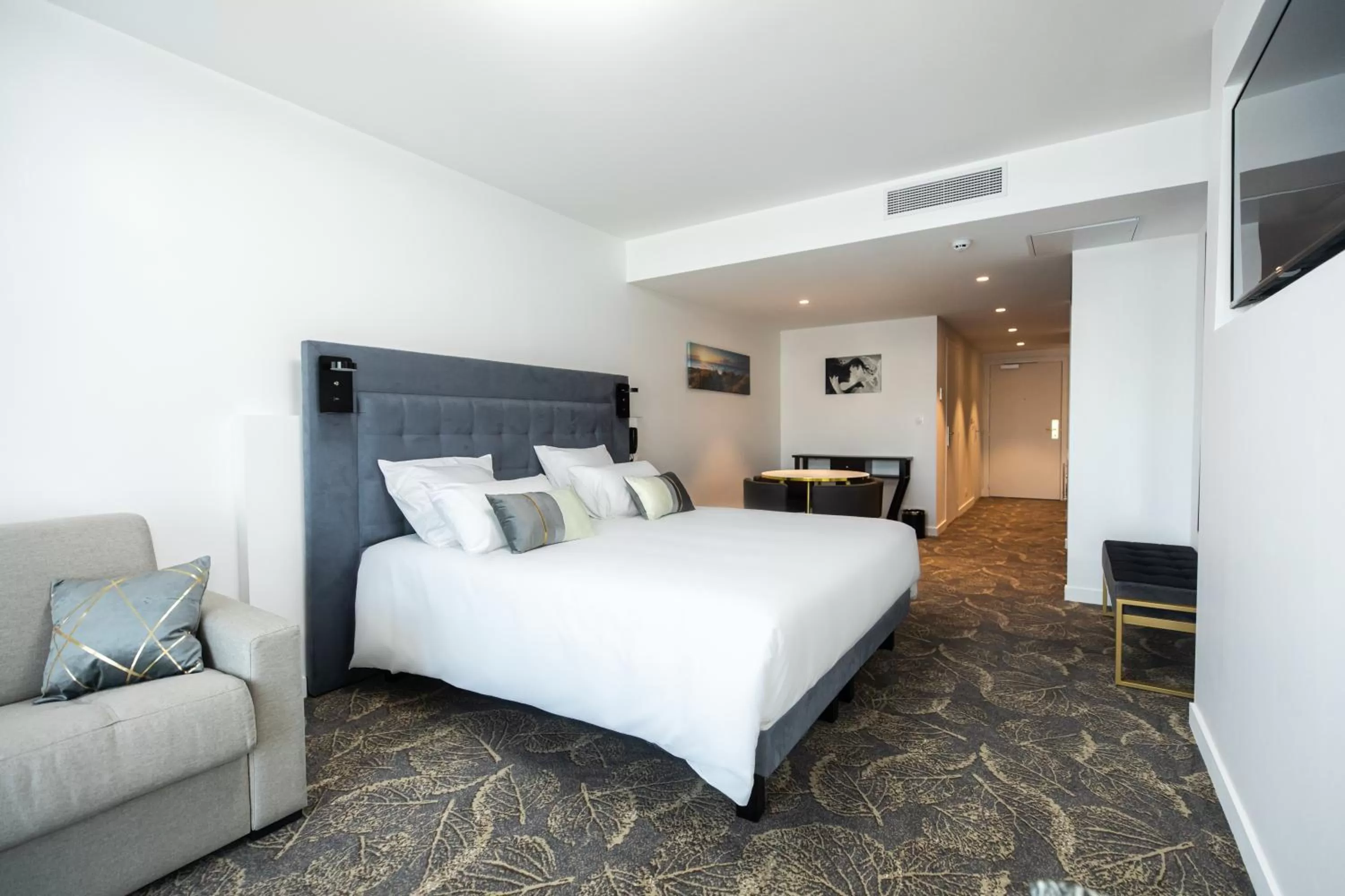 Bed in Le Barracuda & Spa, Centre Port, pieds dans l'eau, vue mer