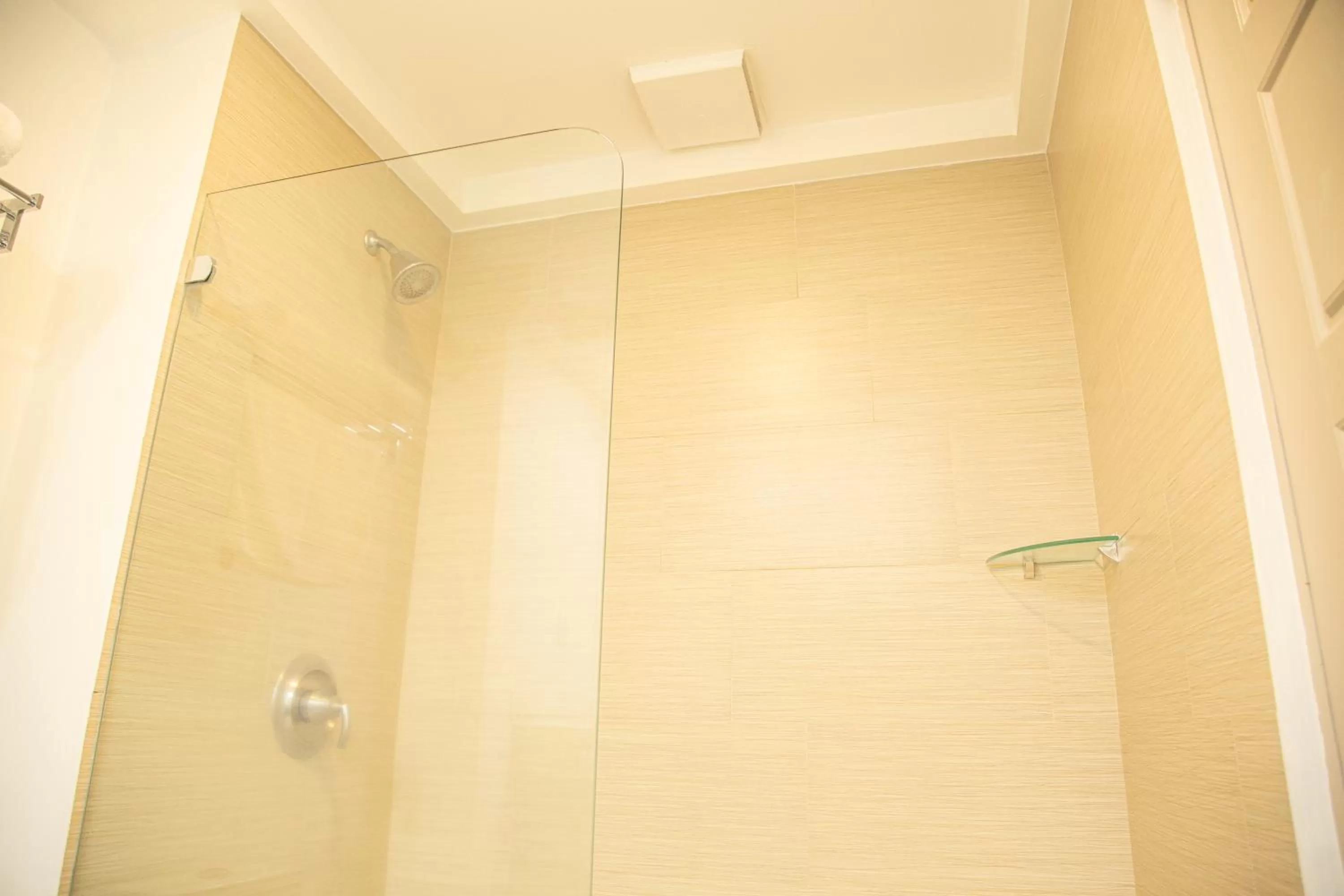 Bathroom in Taormina Hotel and Casino-Adults Only