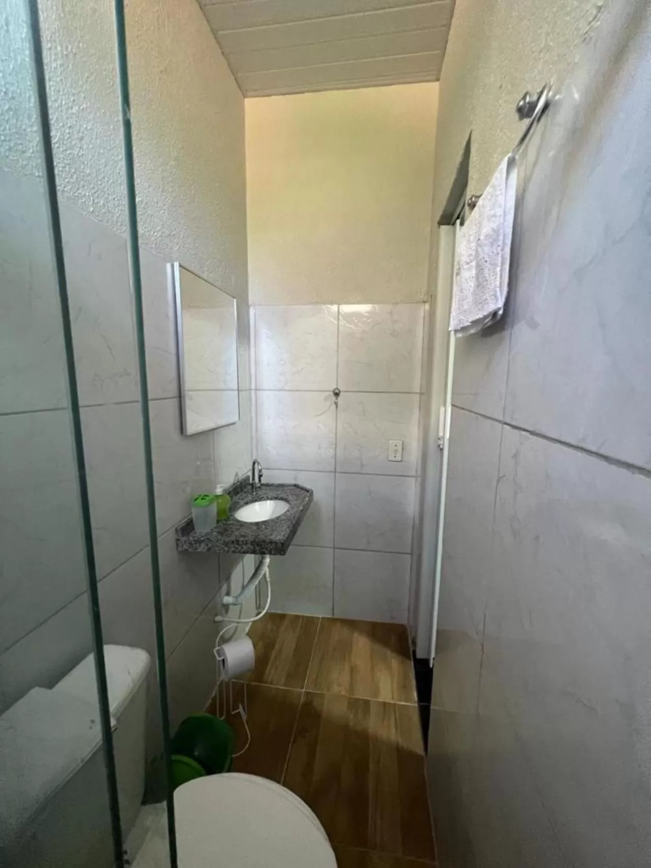Shower, Bathroom in Pousada Hostal Iracema