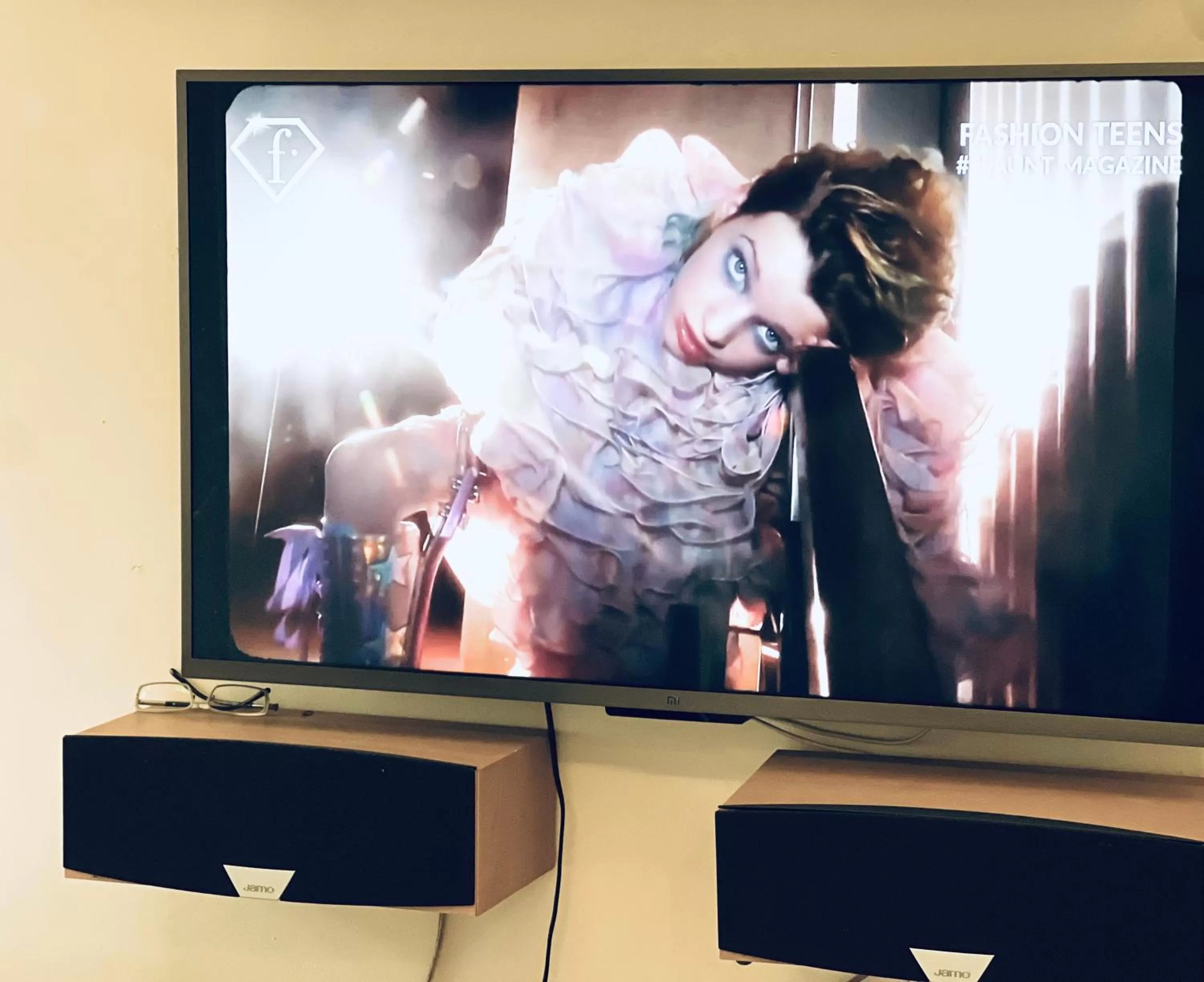 TV and multimedia in The First Ba Trieu Ha Noi